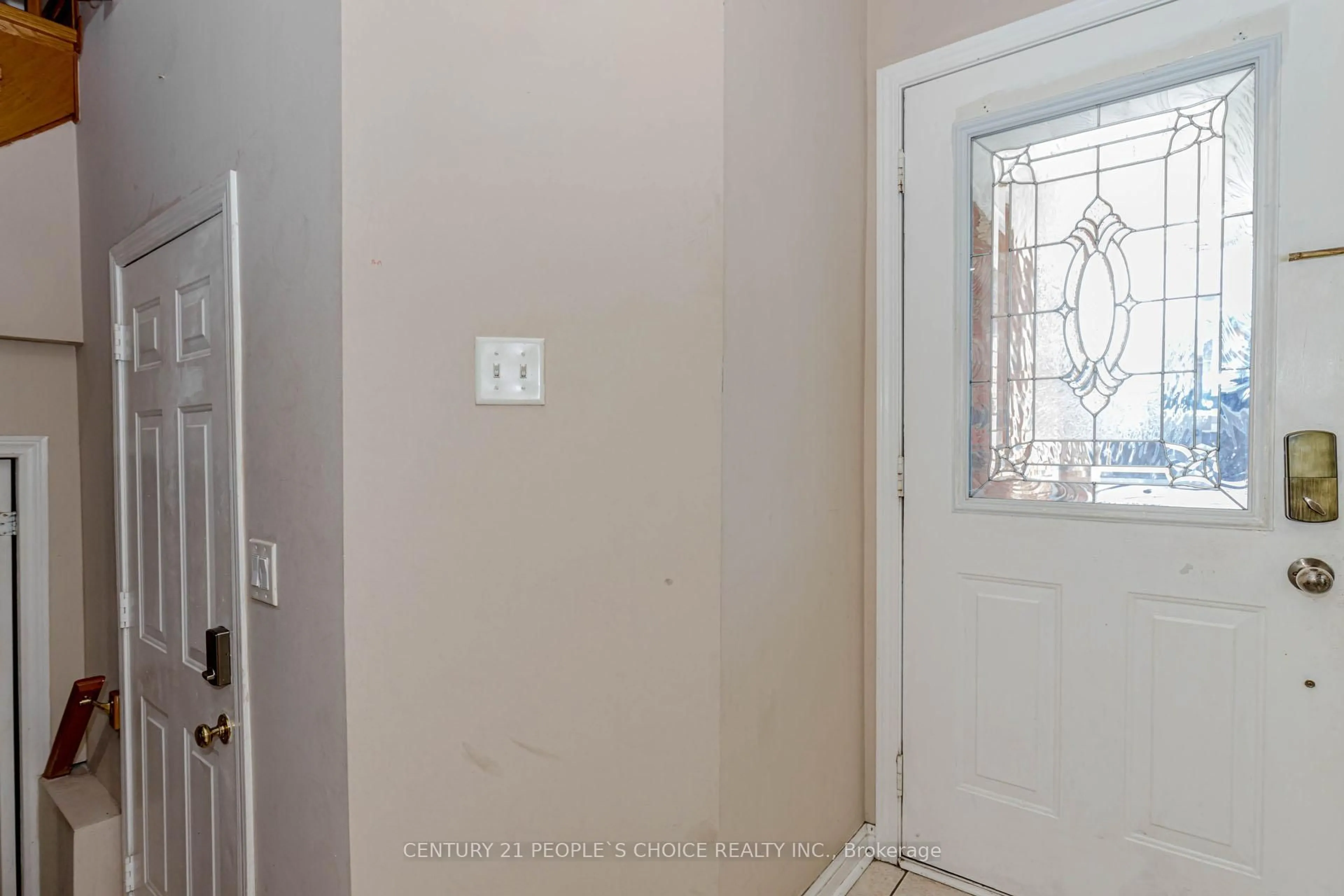 Indoor entryway for 57 Herdwick St, Brampton Ontario L6S 6L6