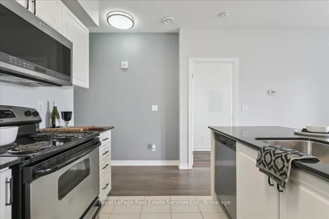Additional property image - 1370 Costigan Rd Unit 301