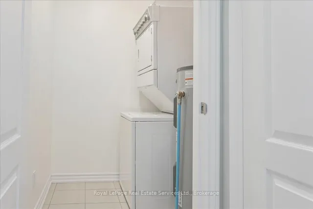 Additional property image - 1370 Costigan Rd Unit 301