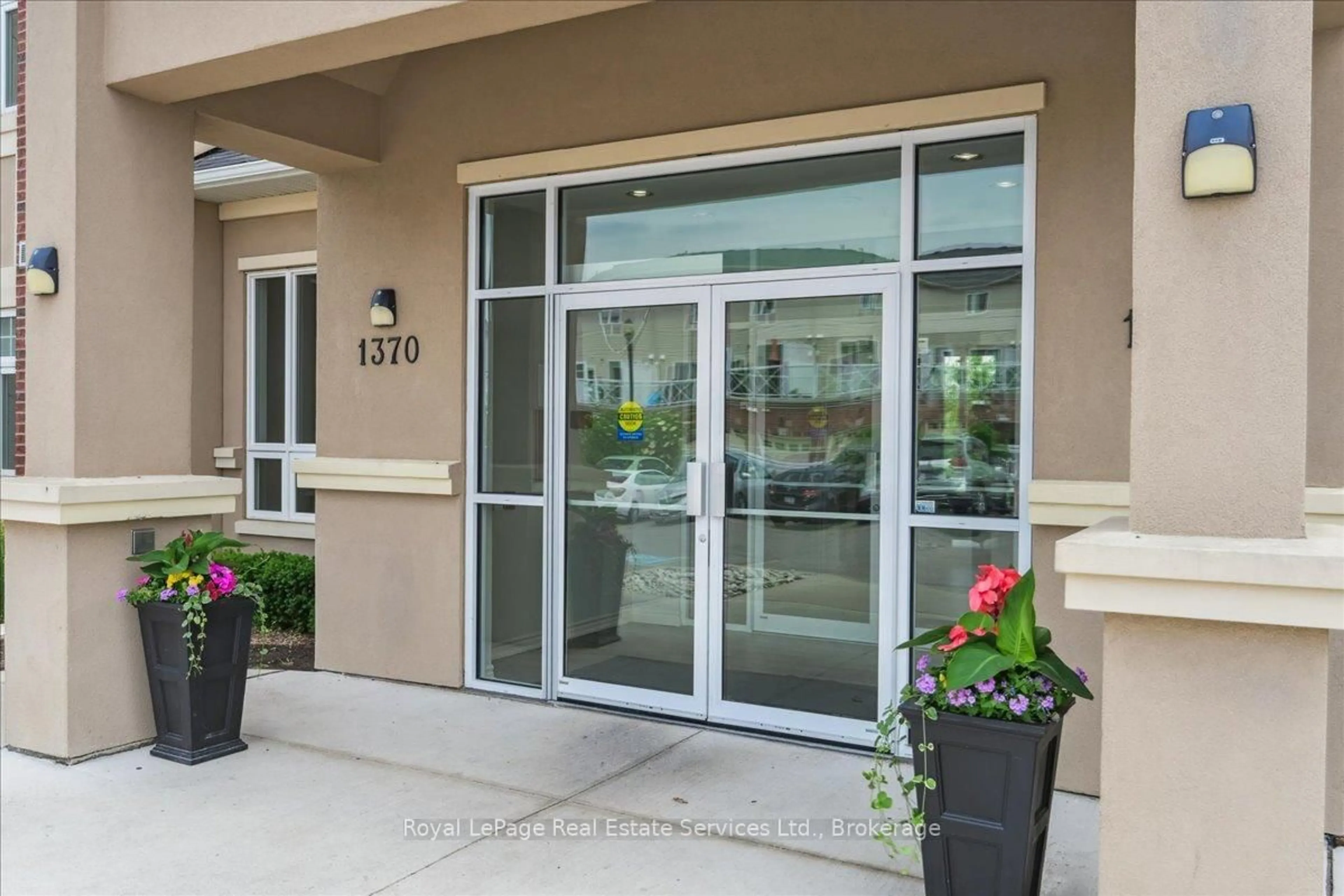 Unknown for 1370 Costigan Rd #301, Milton Ontario L9T 8X7