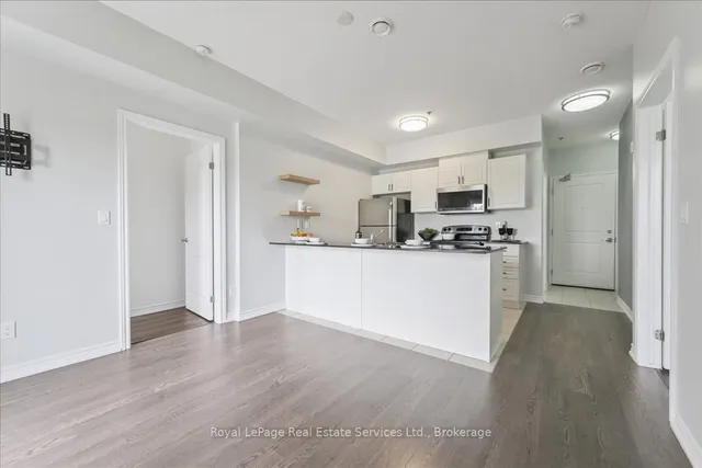 Additional property image - 1370 Costigan Rd Unit 301