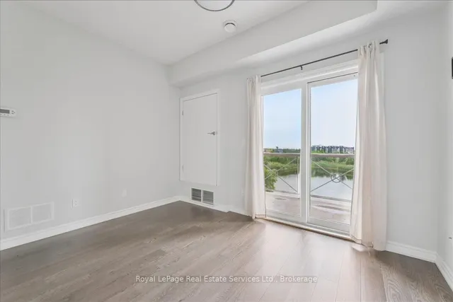 Additional property image - 1370 Costigan Rd Unit 301
