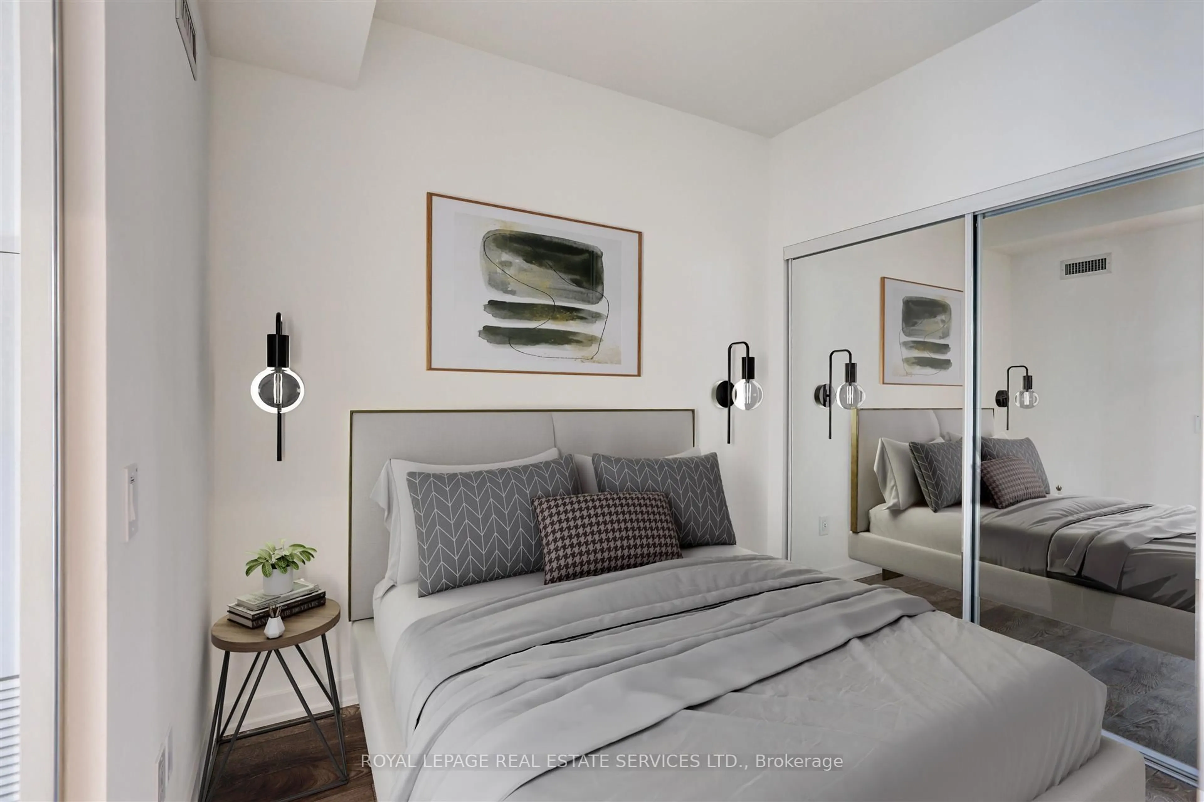 Bedroom with bed, unknown for 28 Ann St #417, Mississauga Ontario L5G 3G1