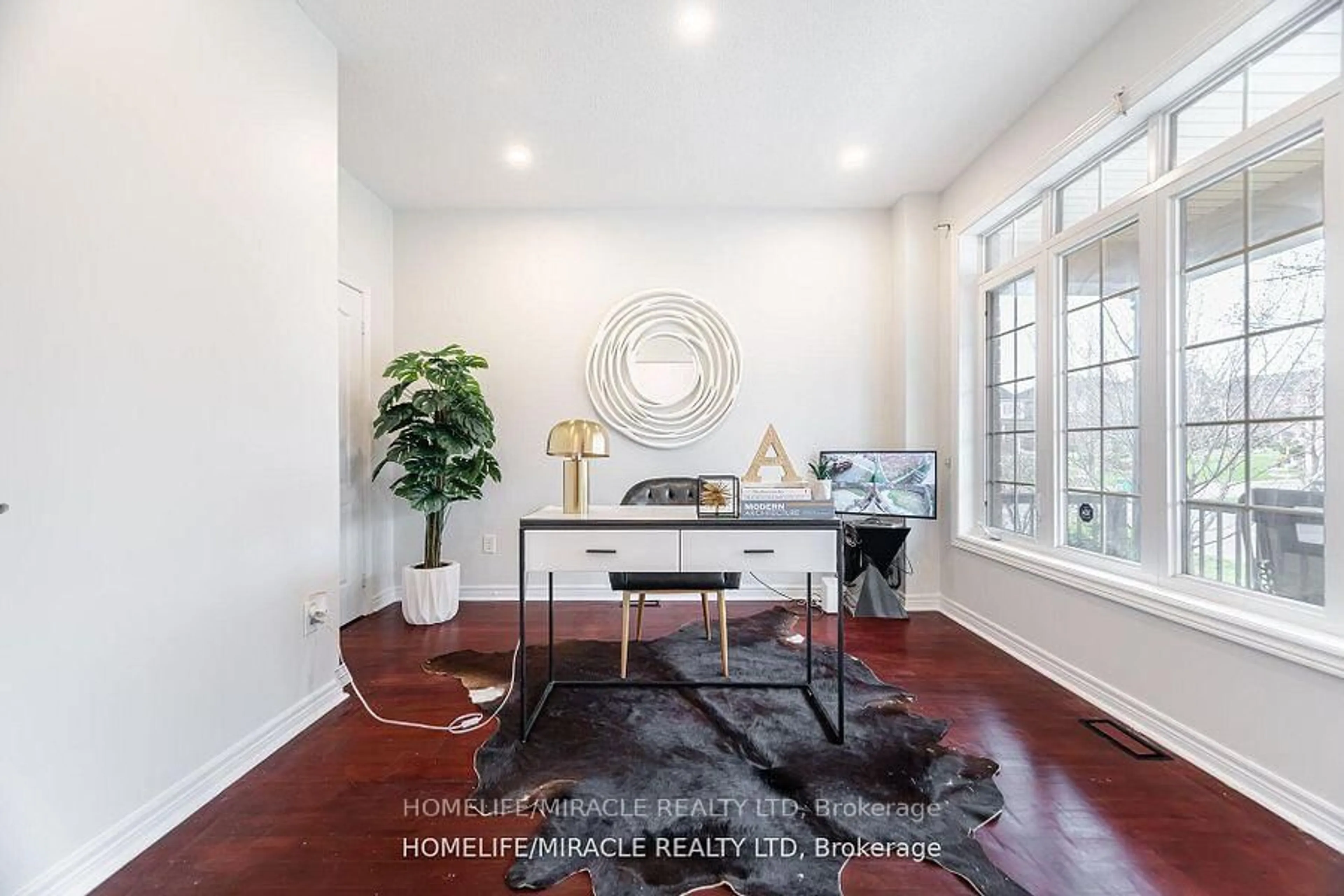 Unknown for 3278 Paul Henderson Dr, Mississauga Ontario L5M 0H3