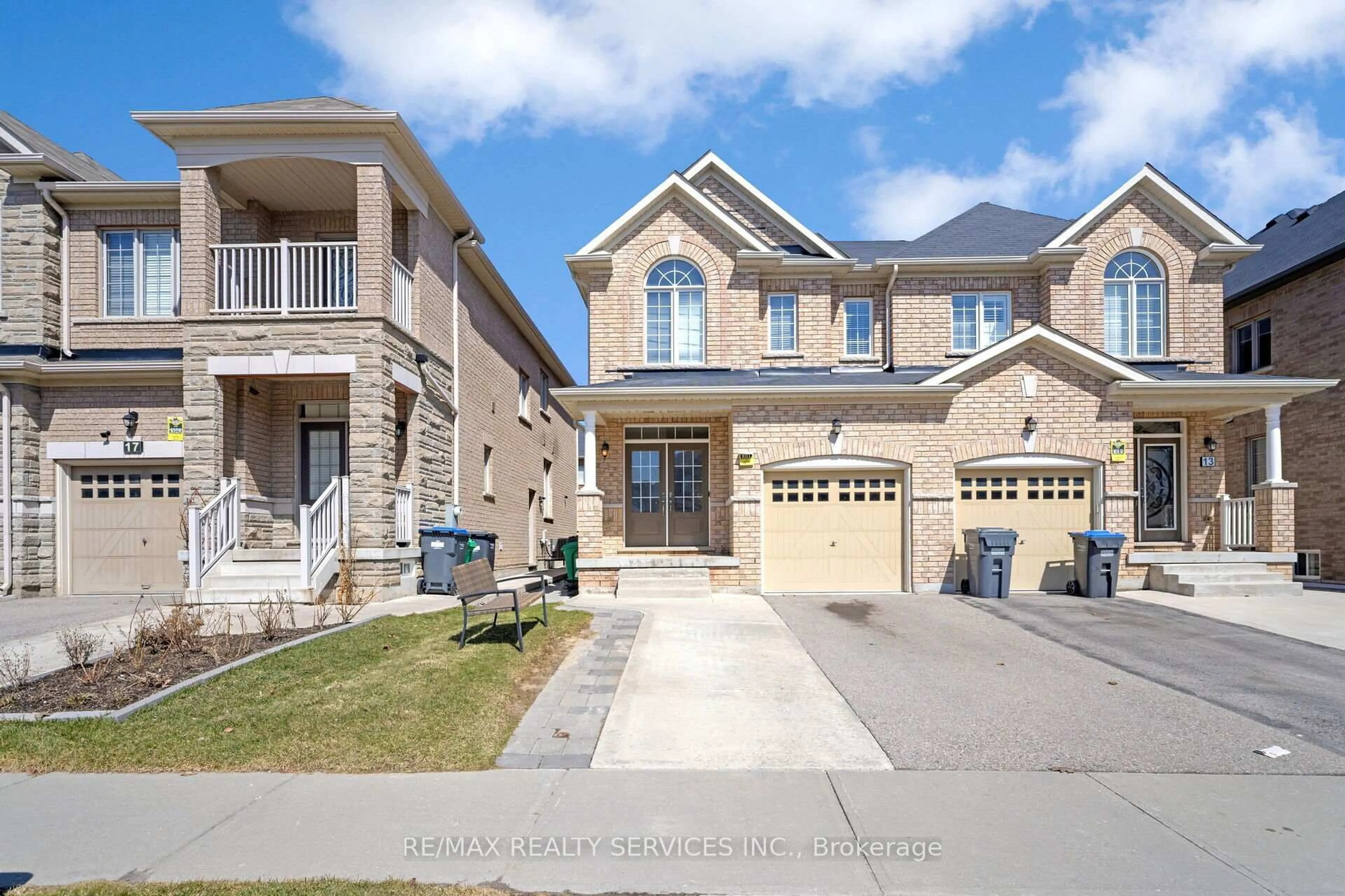 Home with brick exterior material, street for 15 Ebury Dr, Brampton Ontario L6X 5M4