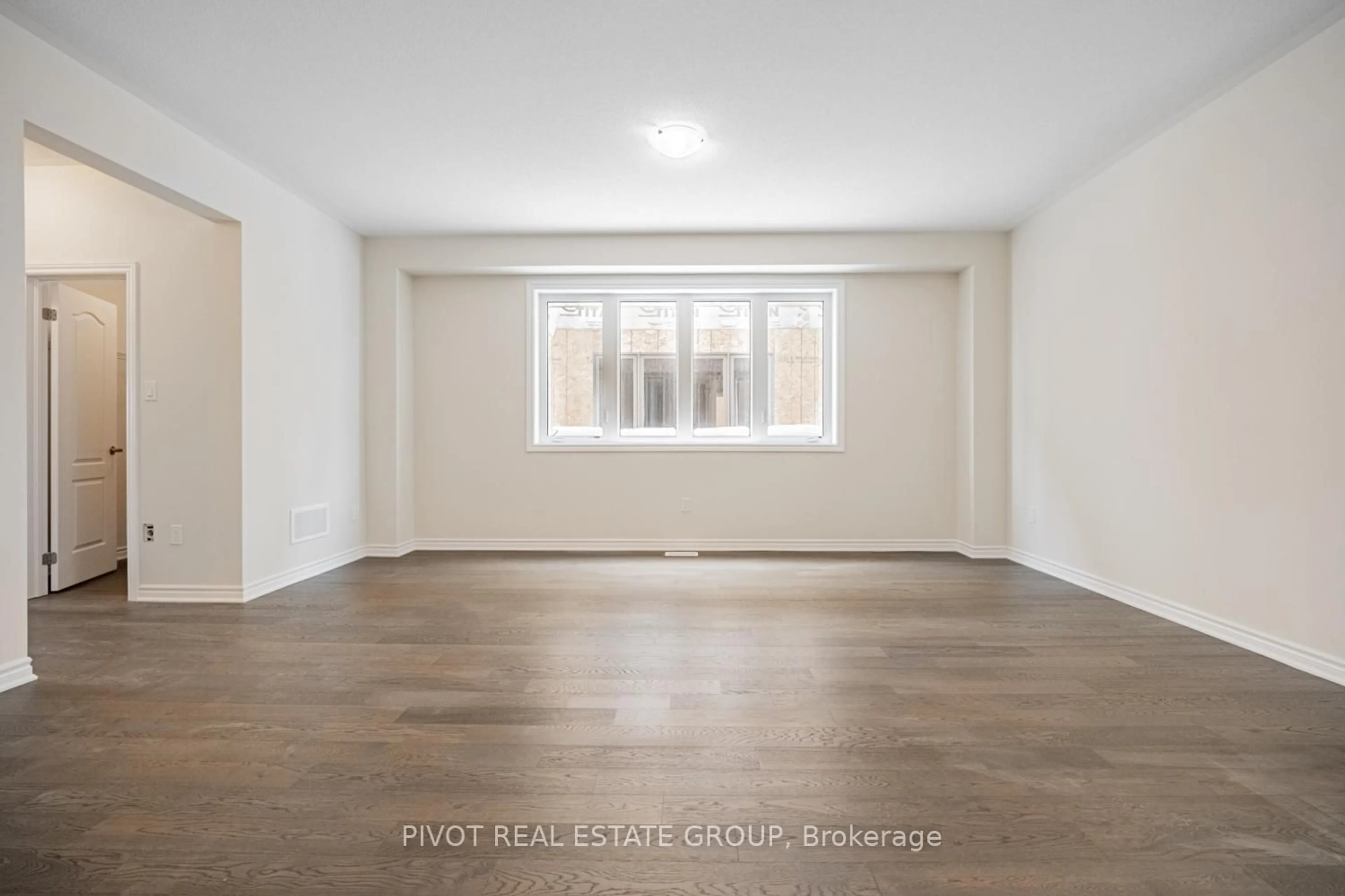 A pic of a room for 4 Stratford Dr, Caledon Ontario L7C 4K7