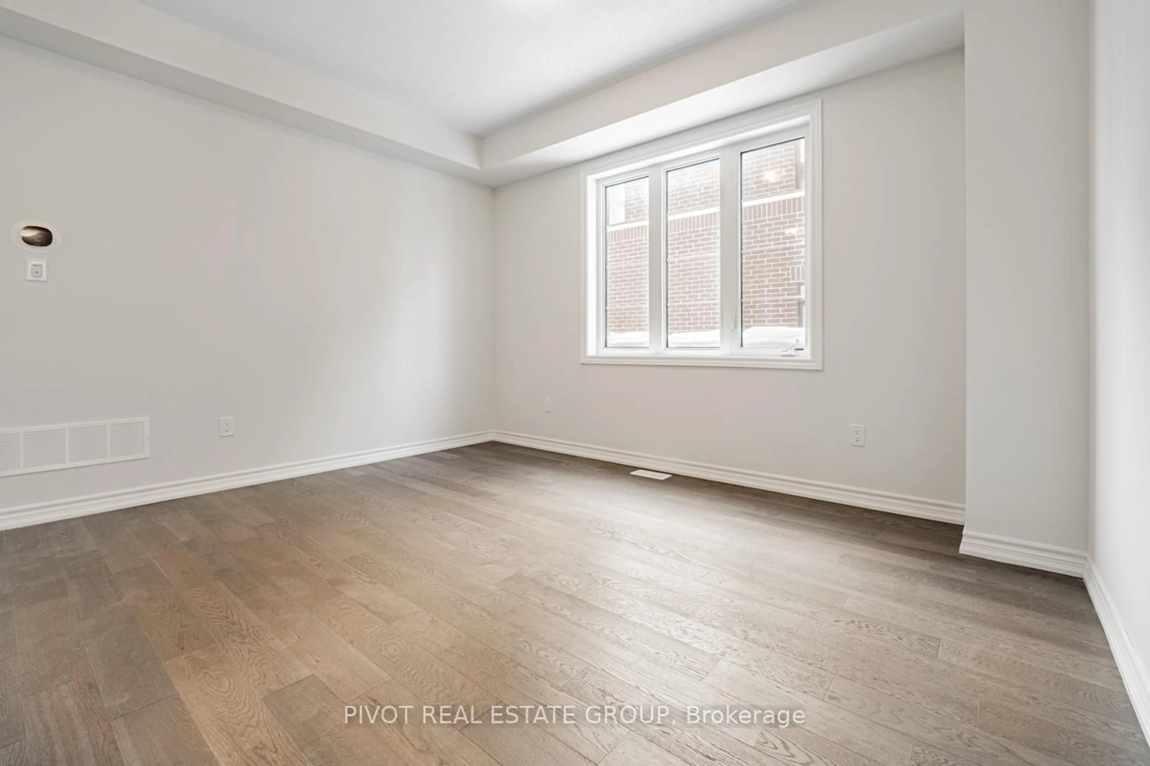 A pic of a room for 35 Calabria Dr, Caledon Ontario L7C 4L3