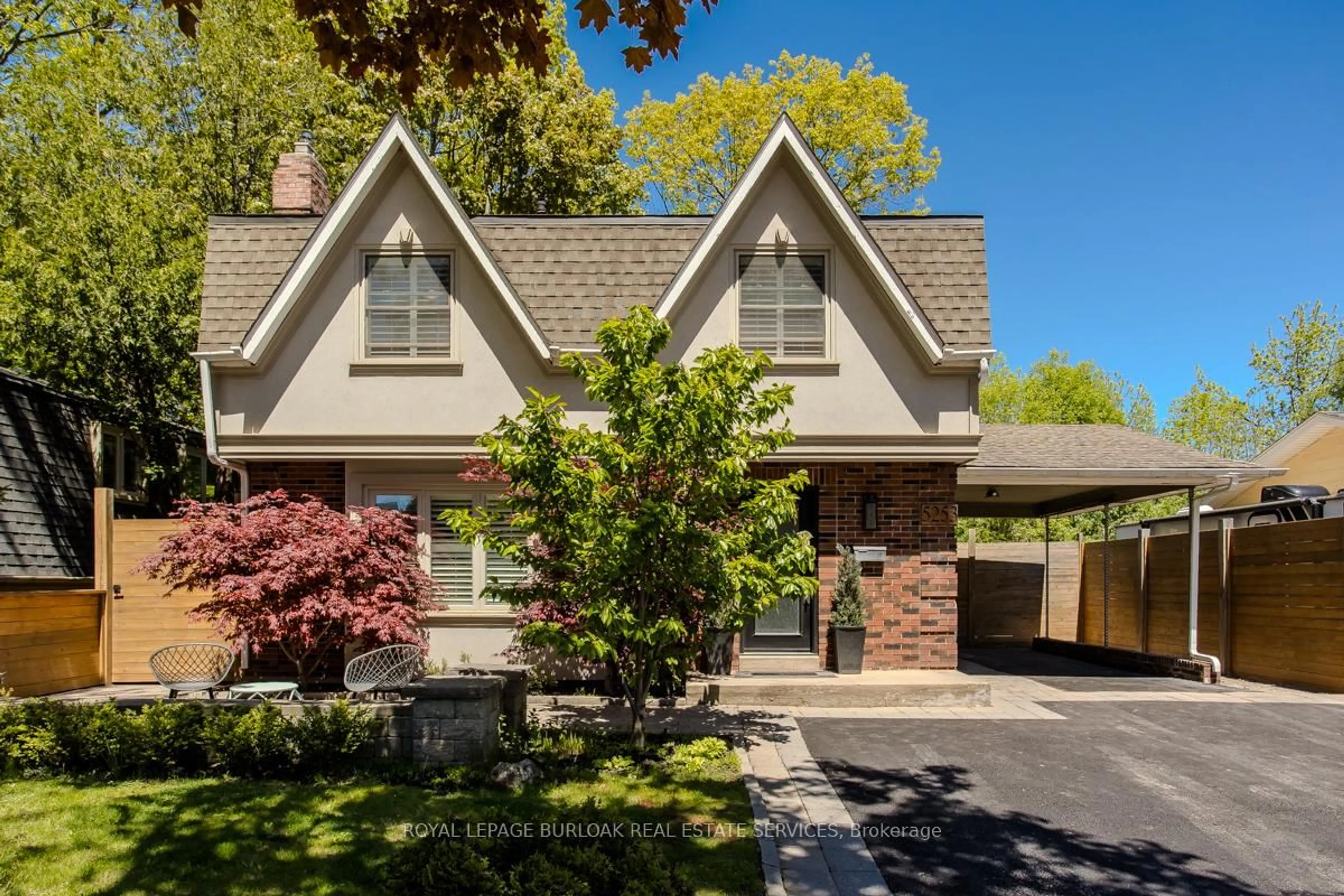 Home with brick exterior material, street for 5253 Bromley Rd, Burlington Ontario L7L 3G1