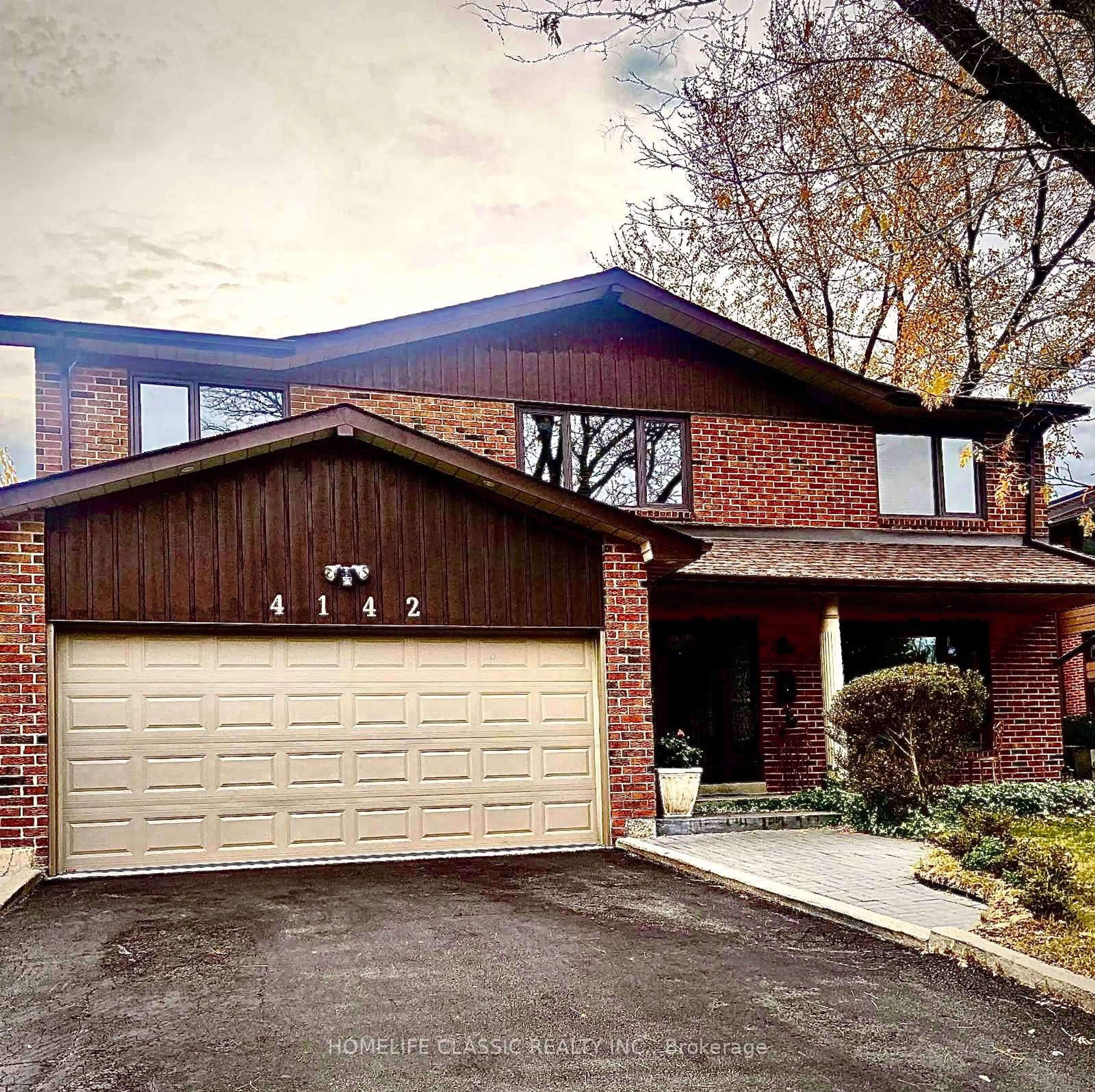 Home with brick exterior material, street for 4142 Fieldgate Dr, Mississauga Ontario L4W 2C5