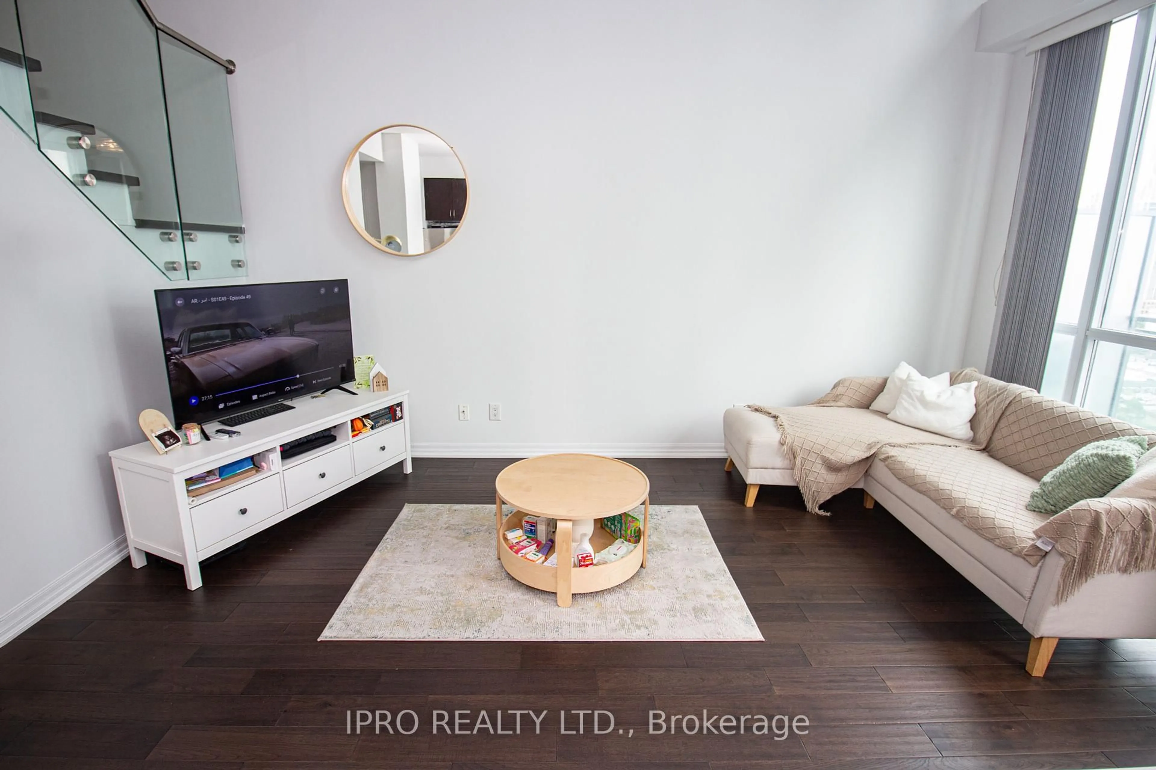 Unknown for 223 Webb Dr #1701, Mississauga Ontario L5B 0E8
