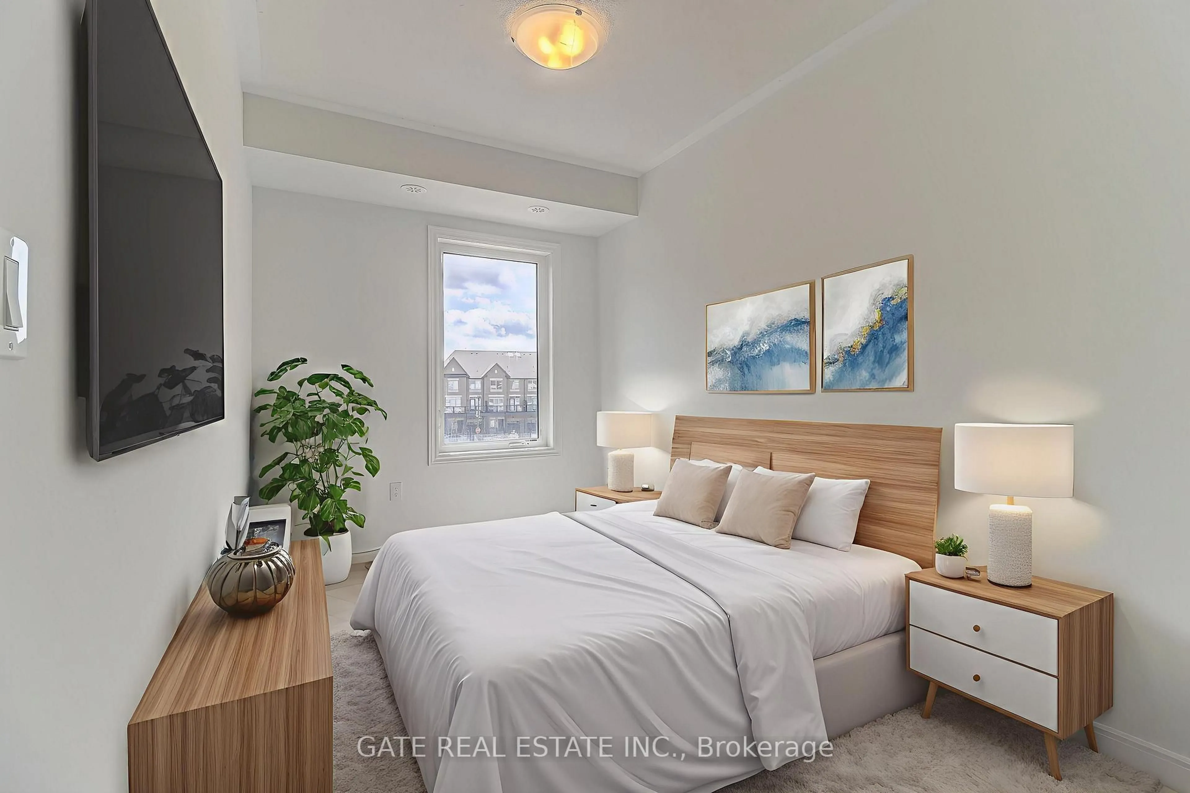 Bedroom with bed, unknown for 46 Springdale Ave, Caledon Ontario L7C 4L4
