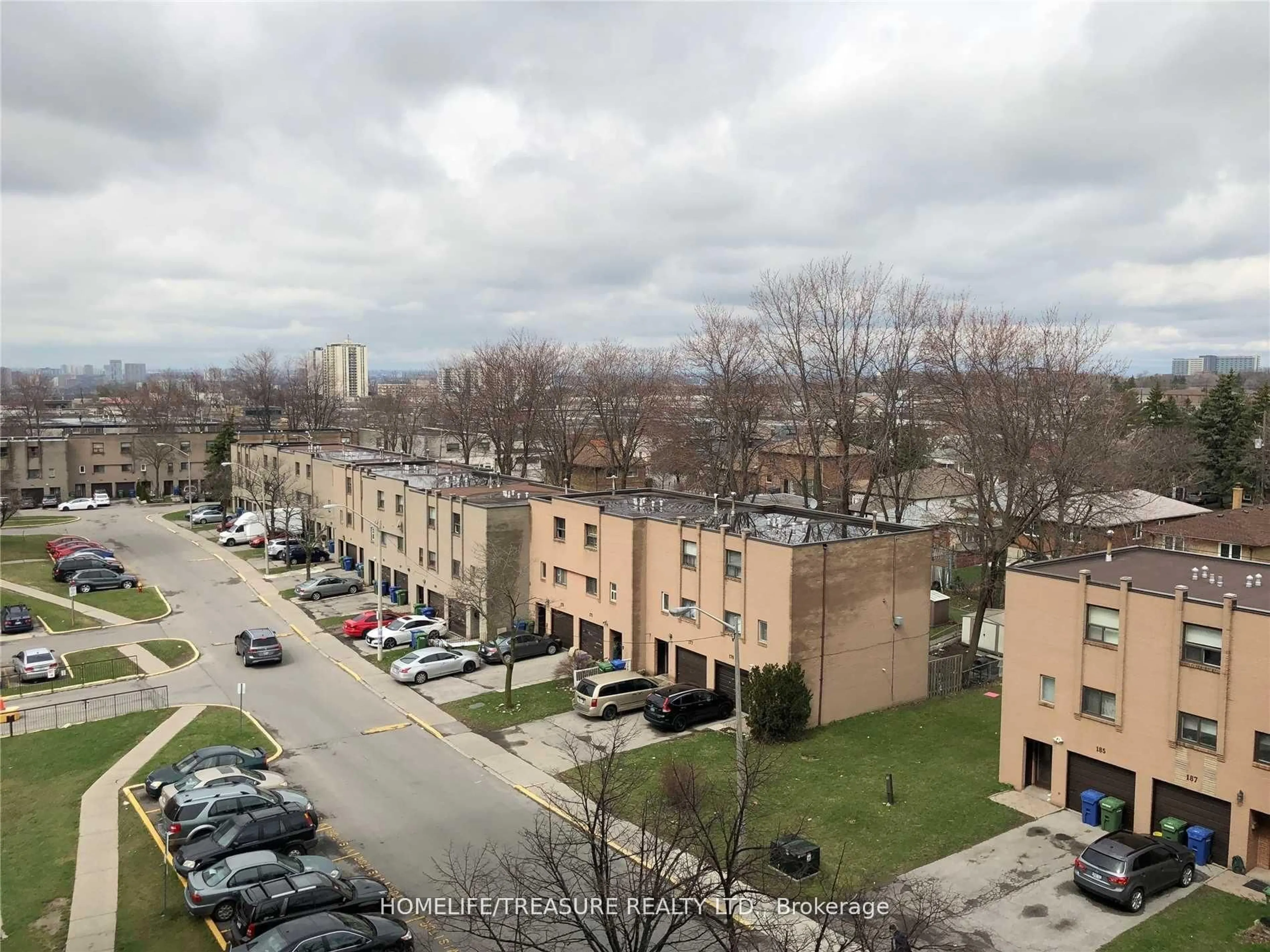 A pic from outside/outdoor area/front of a property/back of a property/a pic from drone, city buildings view from balcony for 200 Lotherton Ptwy #609, Toronto Ontario M6B 2G9