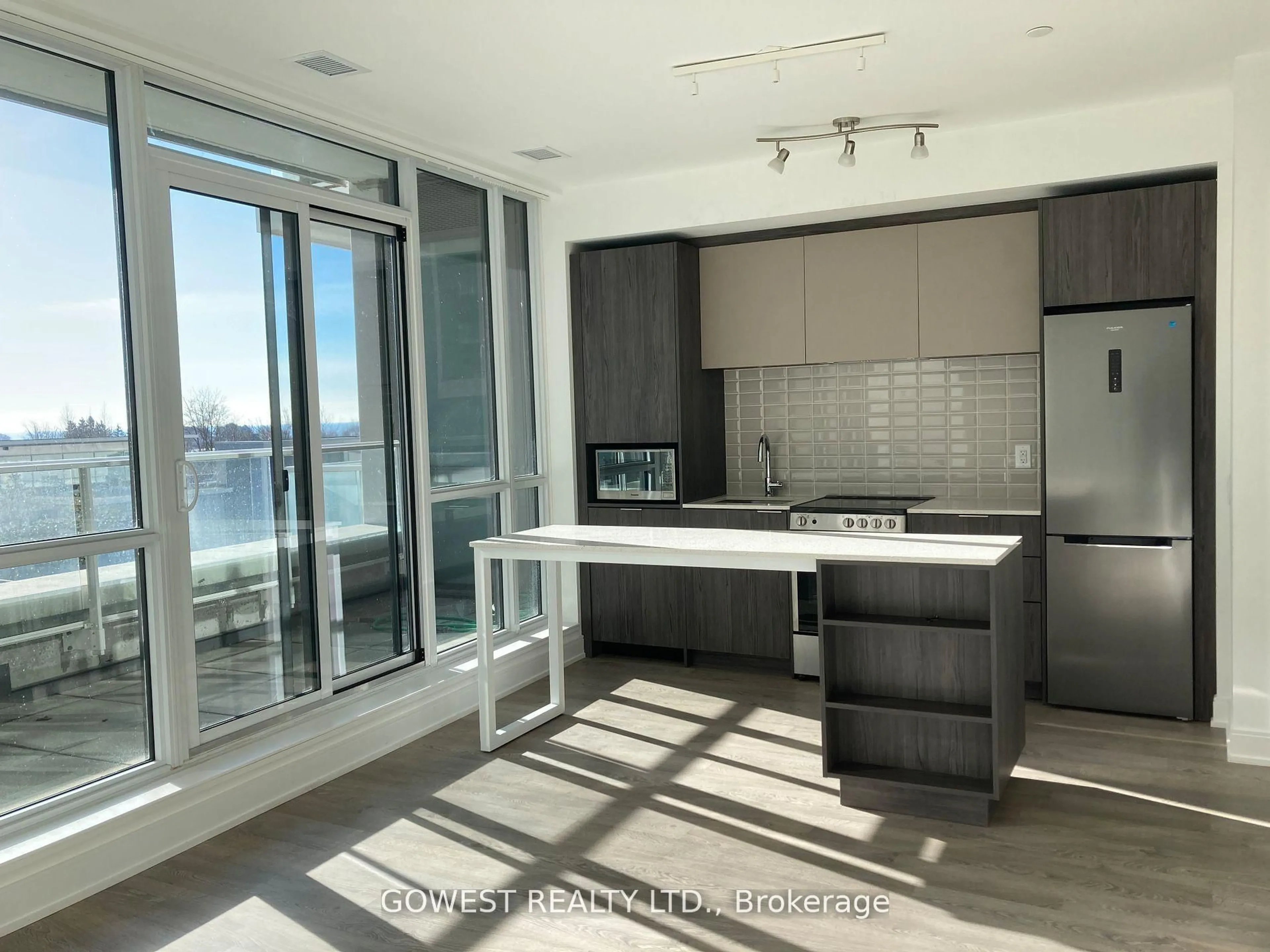Open concept kitchen, unknown for 70 Annie Craig Dr #209, Toronto Ontario M8V 0C4