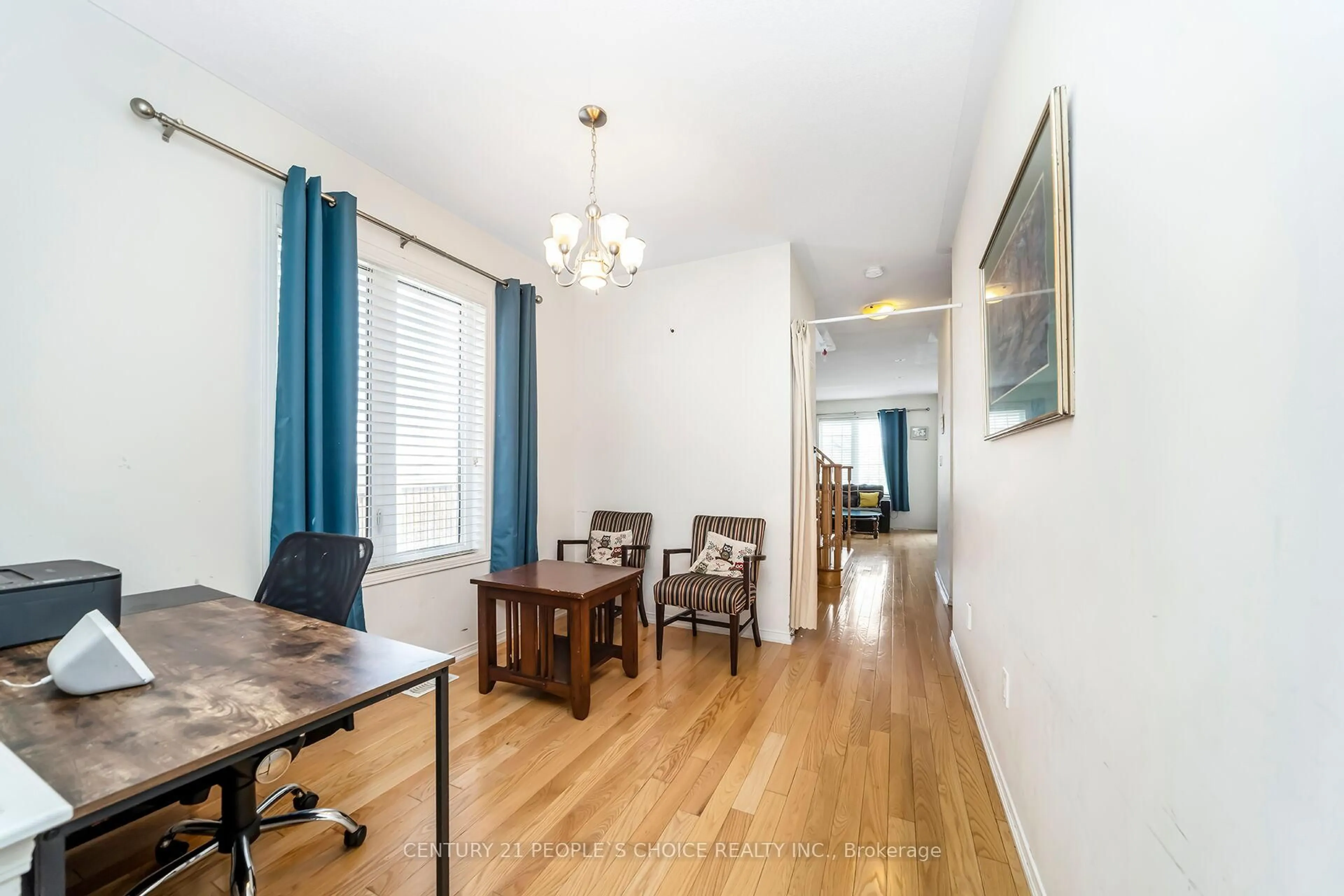 Dining room, wood/laminate floor for 43 Sussexvale Dr, Brampton Ontario L6R 3R5