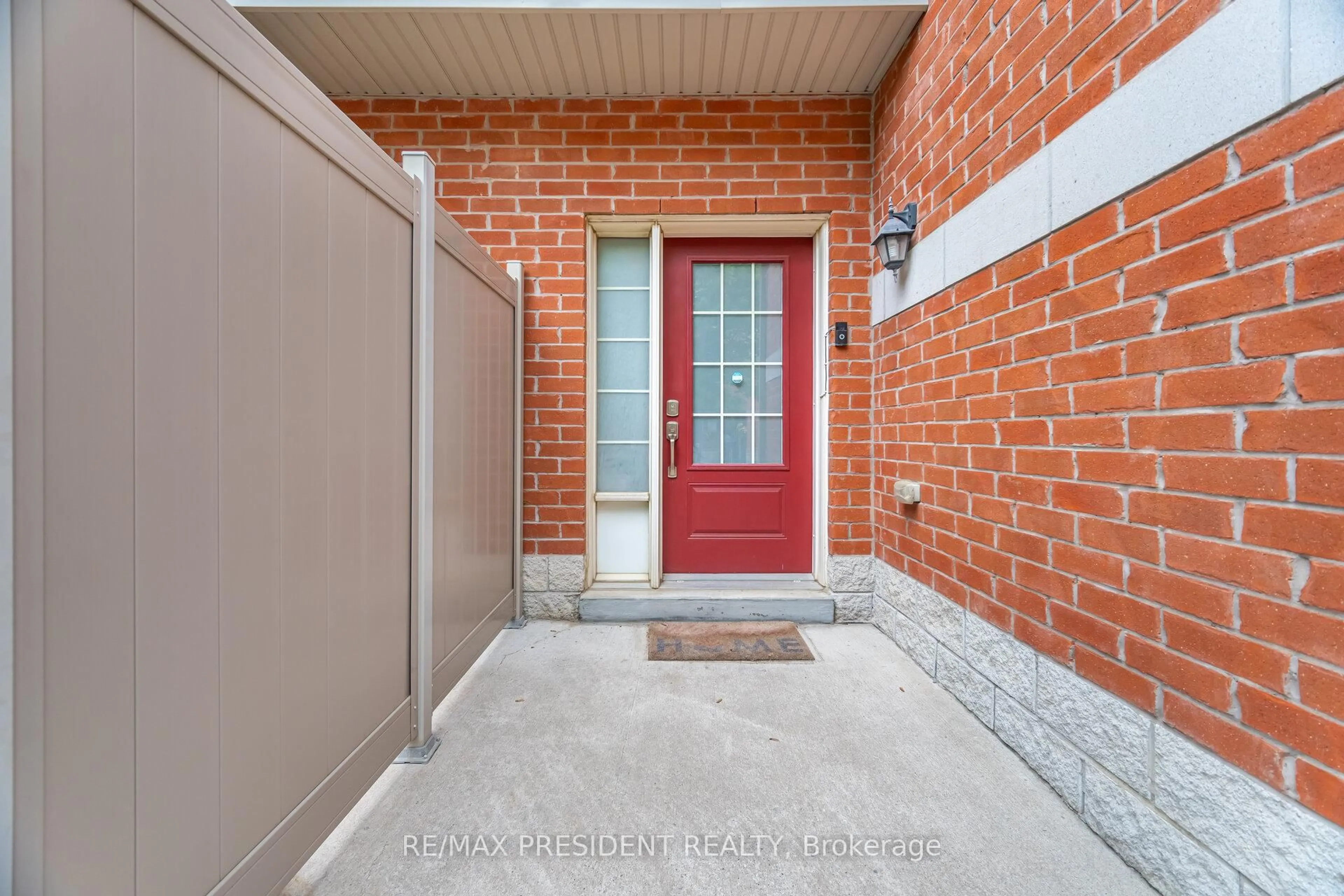 Home with brick exterior material, street for 2530 Countryside Dr, Brampton Ontario L6R 3T4