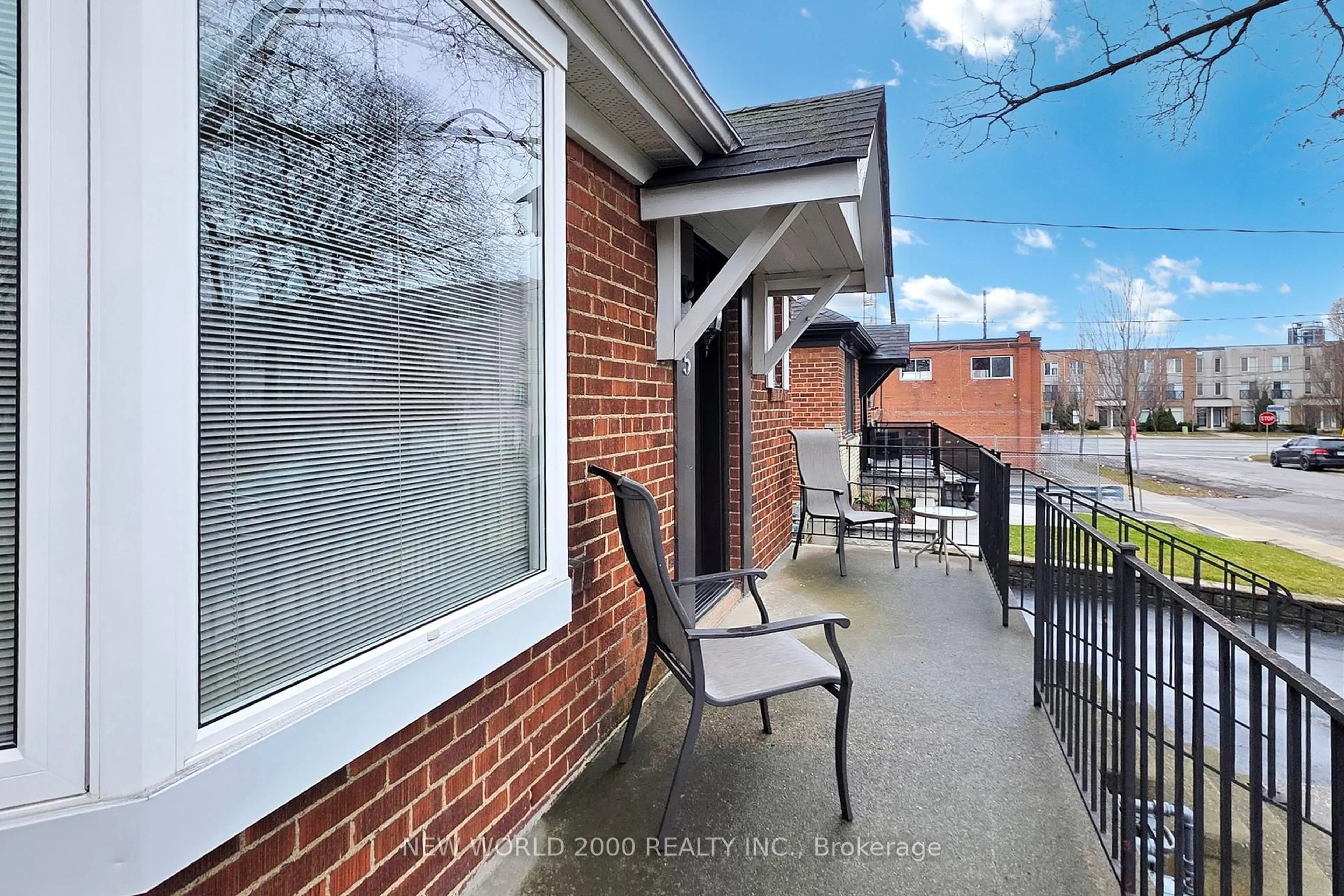 Patio, street for 5 Parker Ave, Toronto Ontario M8Z 4L6