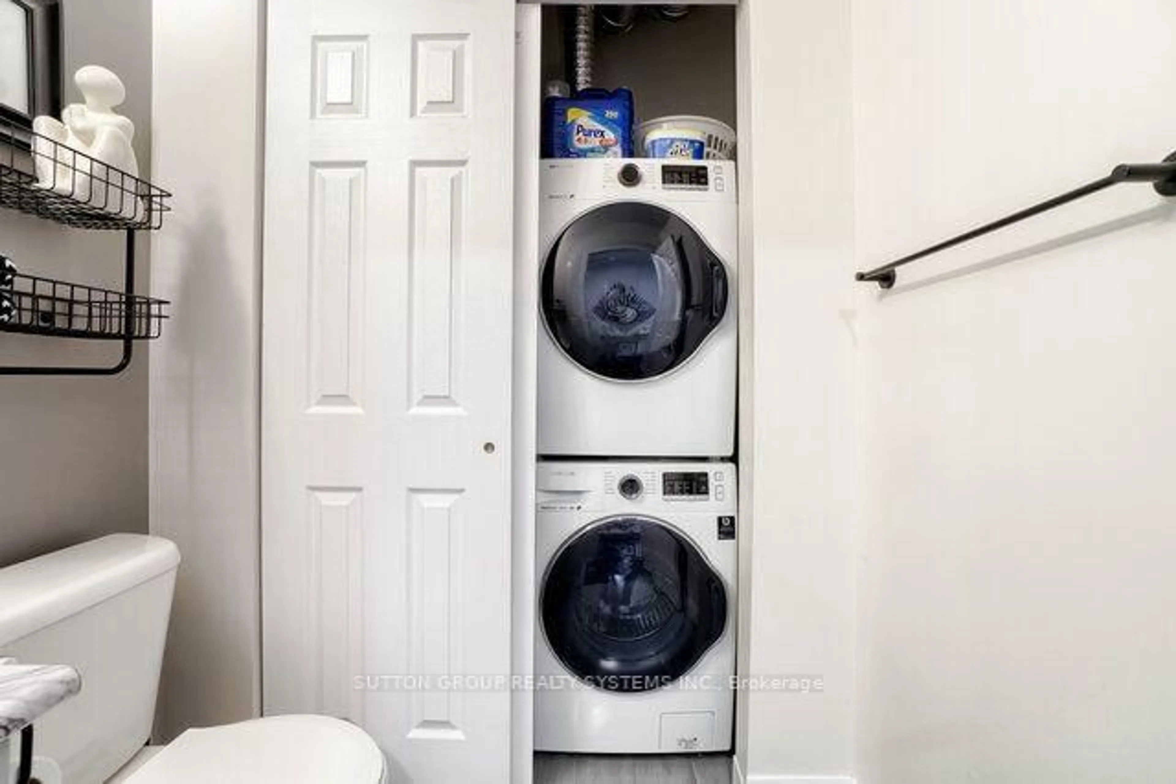 Laundry room for 6 Bicknell Ave #11, Toronto Ontario M6M 0B4