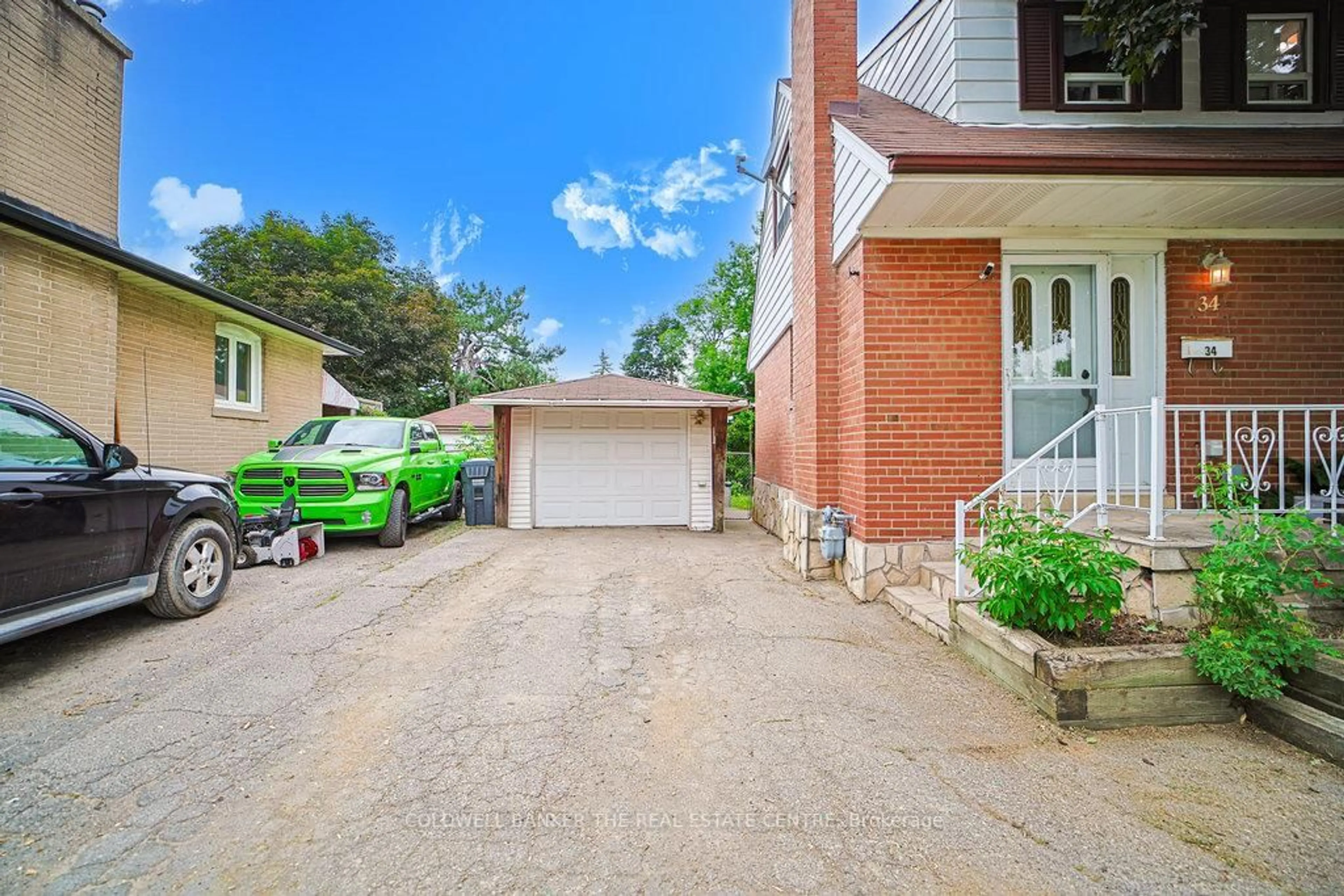 Unknown for 34 Crestview Ave, Brampton Ontario L6W 2R6