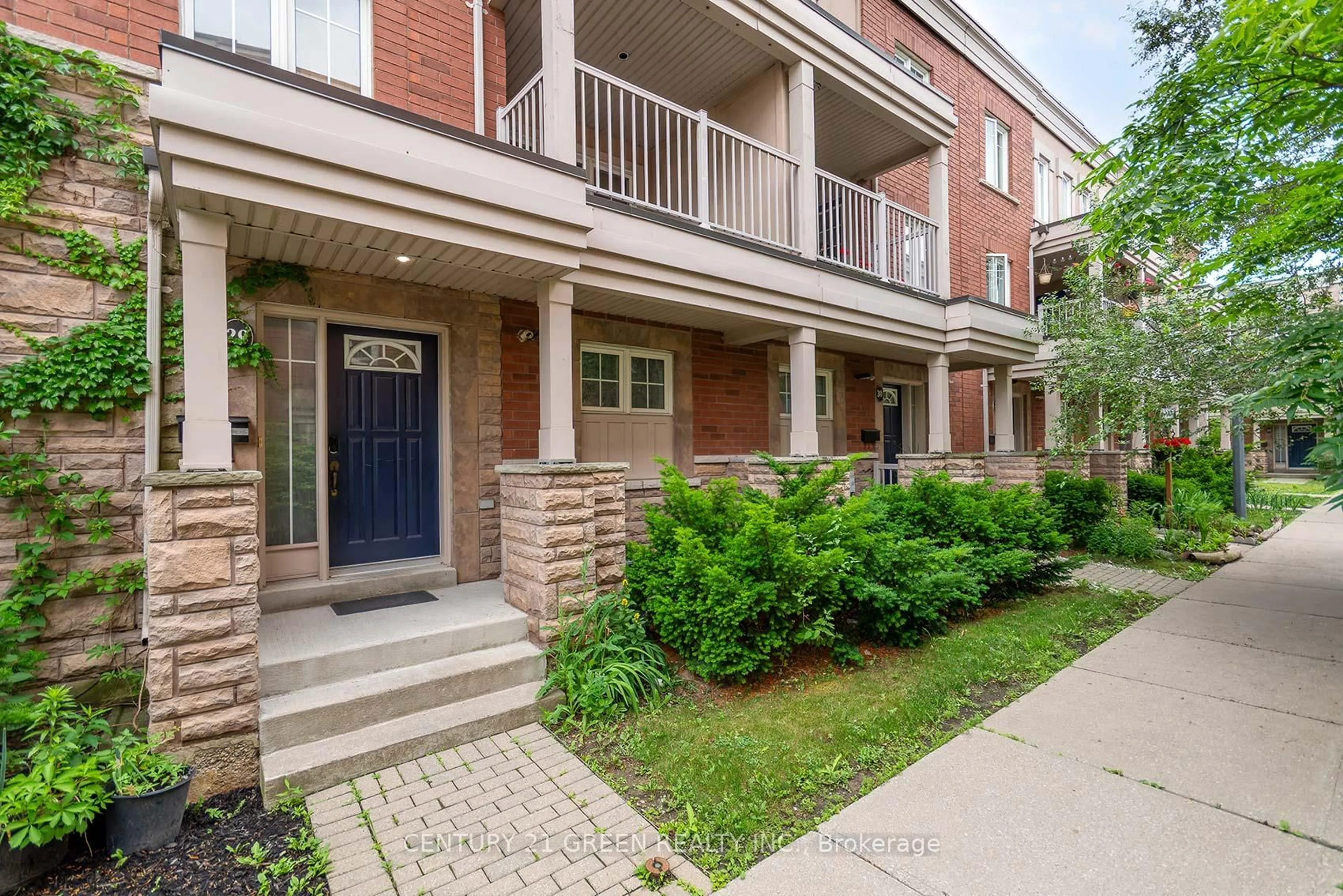 Home with brick exterior material, street for 365 Murray Ross Pkwy #29, Toronto Ontario M3J 3T7