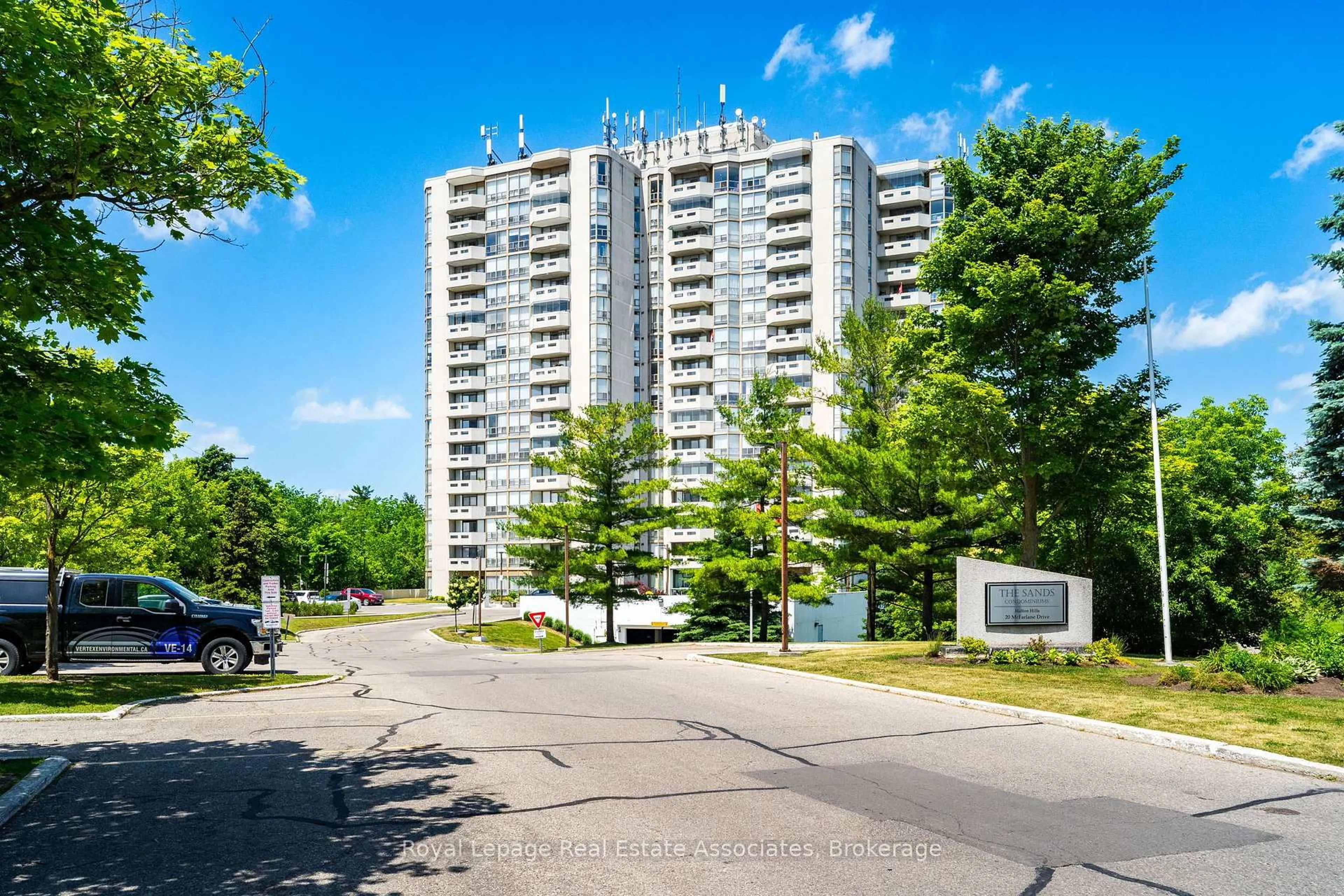 Unknown for 20 McFarlane Dr #708, Halton Hills Ontario L7G 5J8