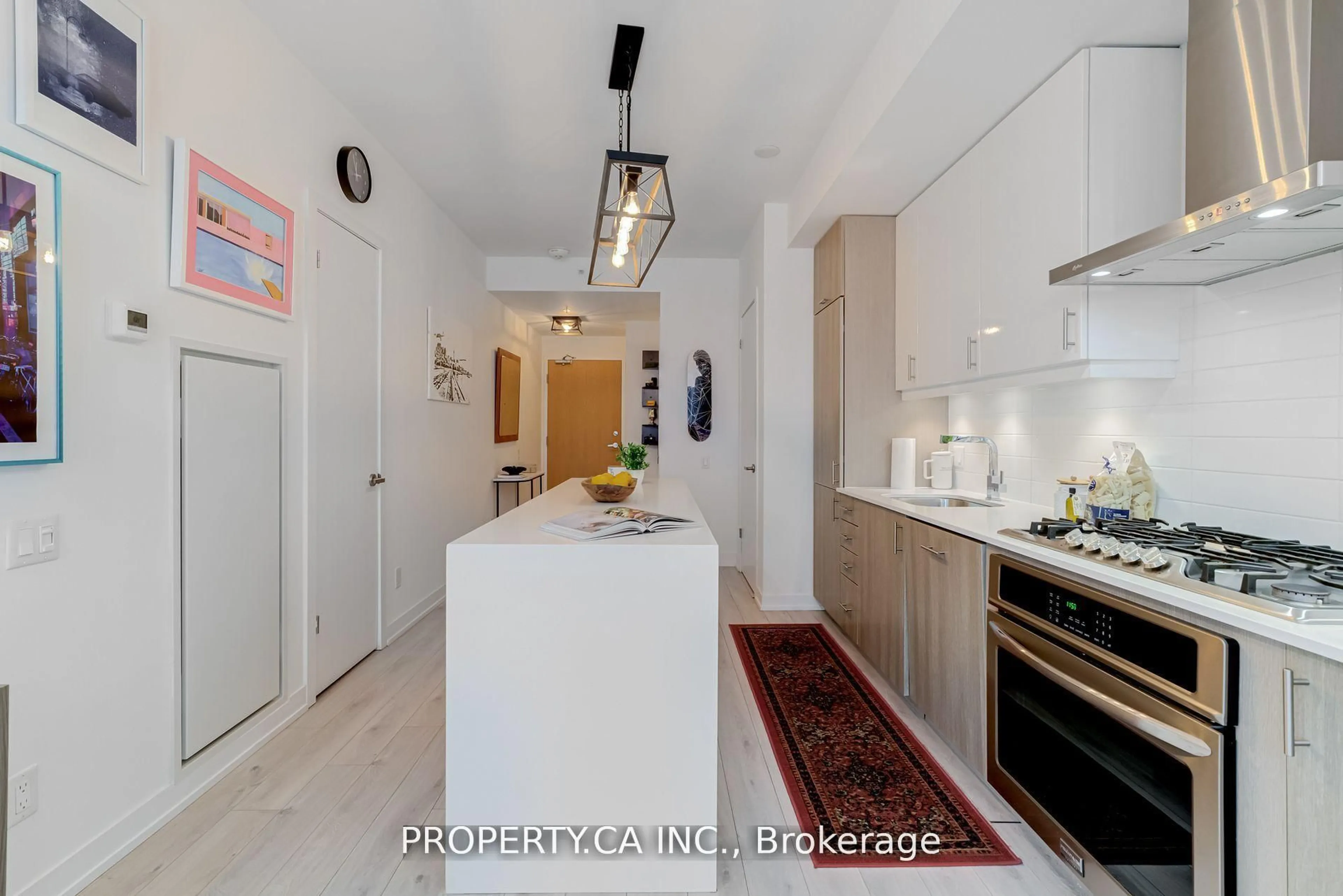 Unknown for 38 Howard Park Ave #212, Toronto Ontario M6R 0A7