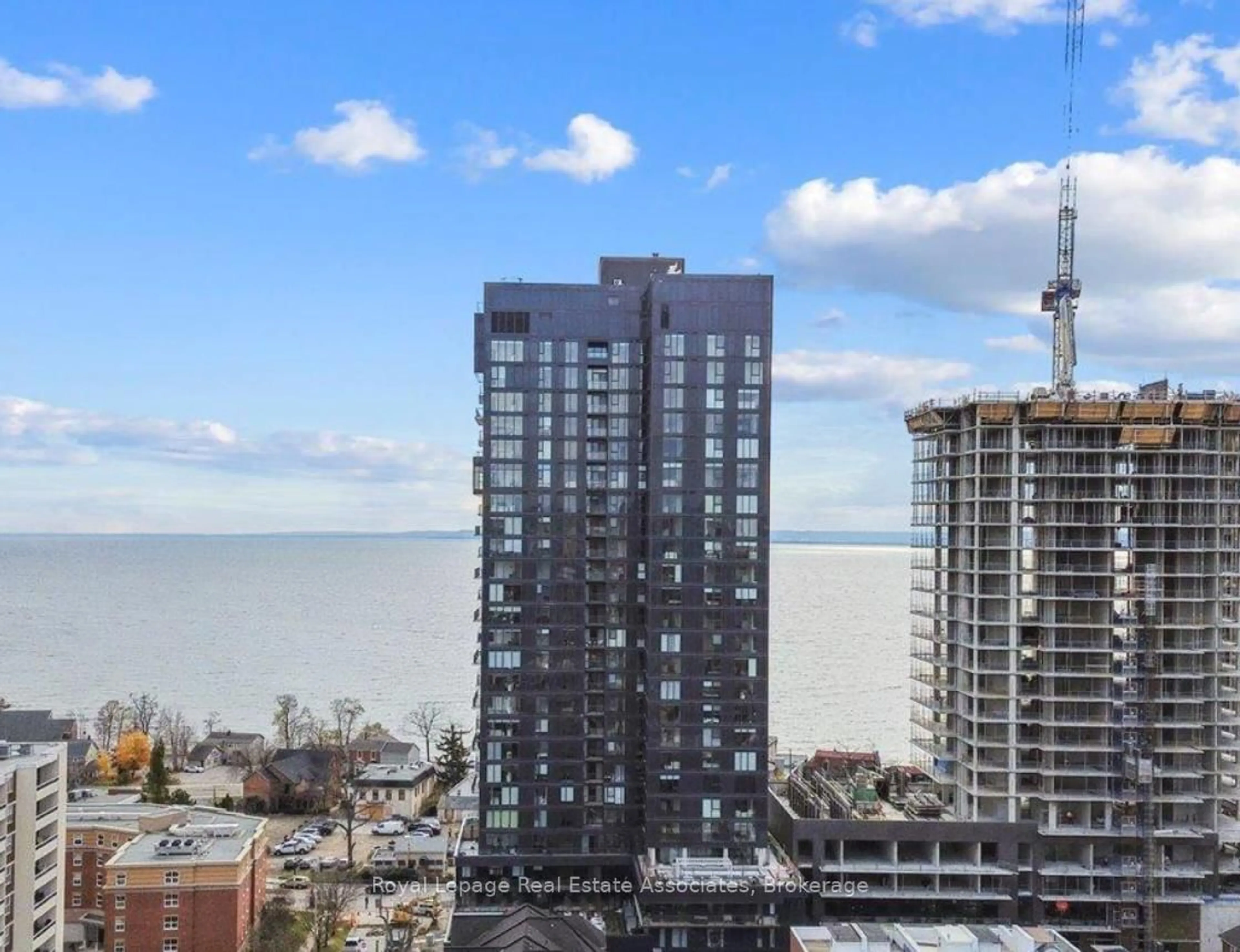 A pic from outside/outdoor area/front of a property/back of a property/a pic from drone, city buildings view from balcony for 370 Martha St #602, Burlington Ontario L7R 0G9