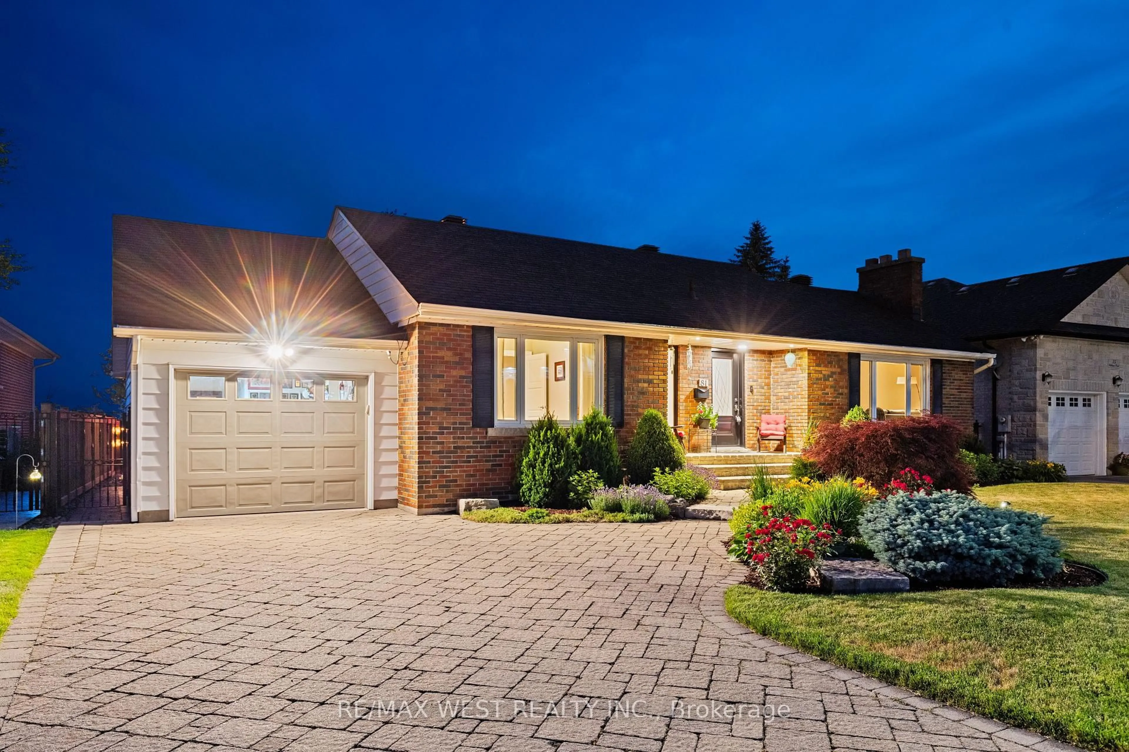 Home with brick exterior material, street for 81 William St, Caledon Ontario L7E 4V3