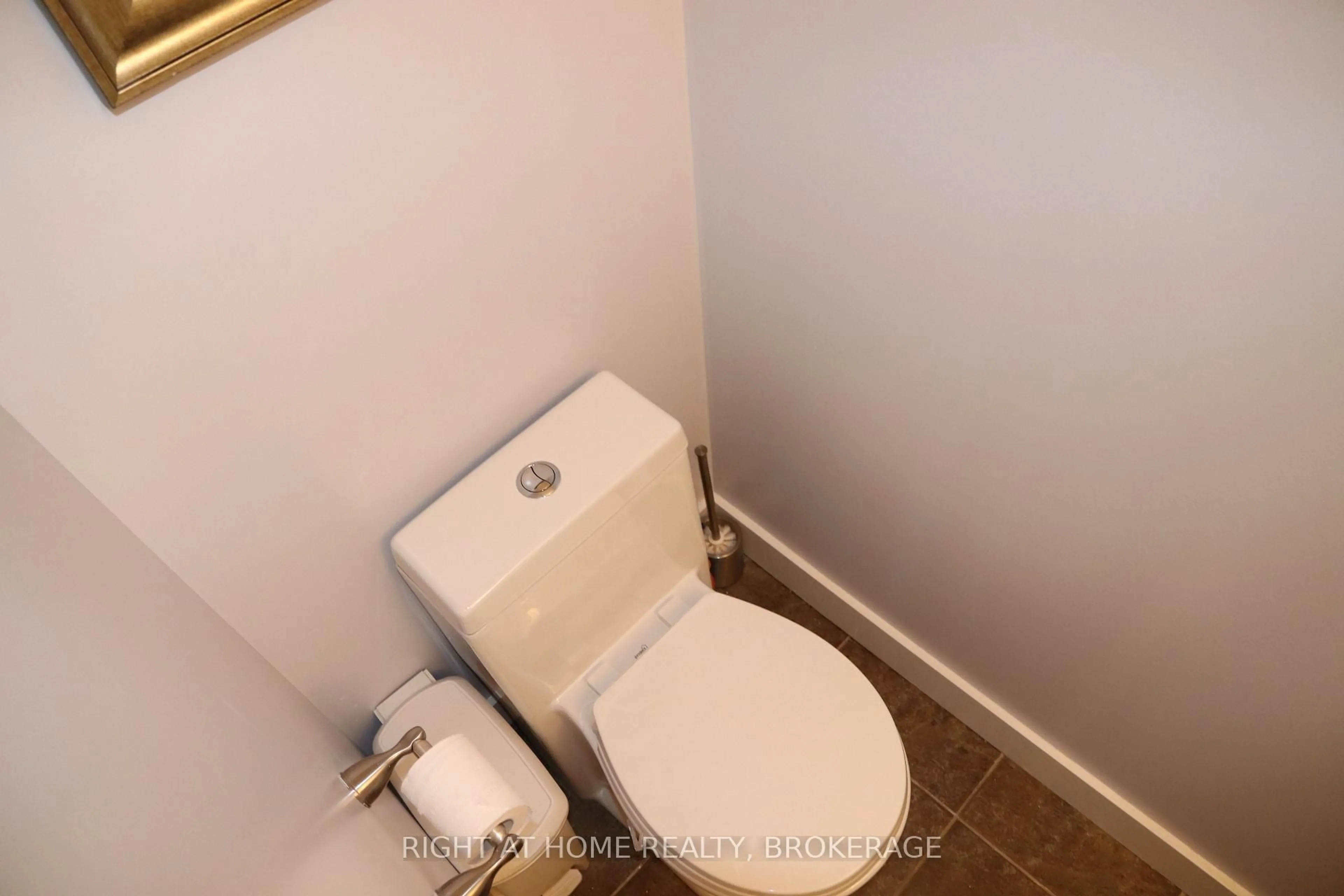 A pic of a room for 1317 Cartmer Way, Milton Ontario L9T 6J9