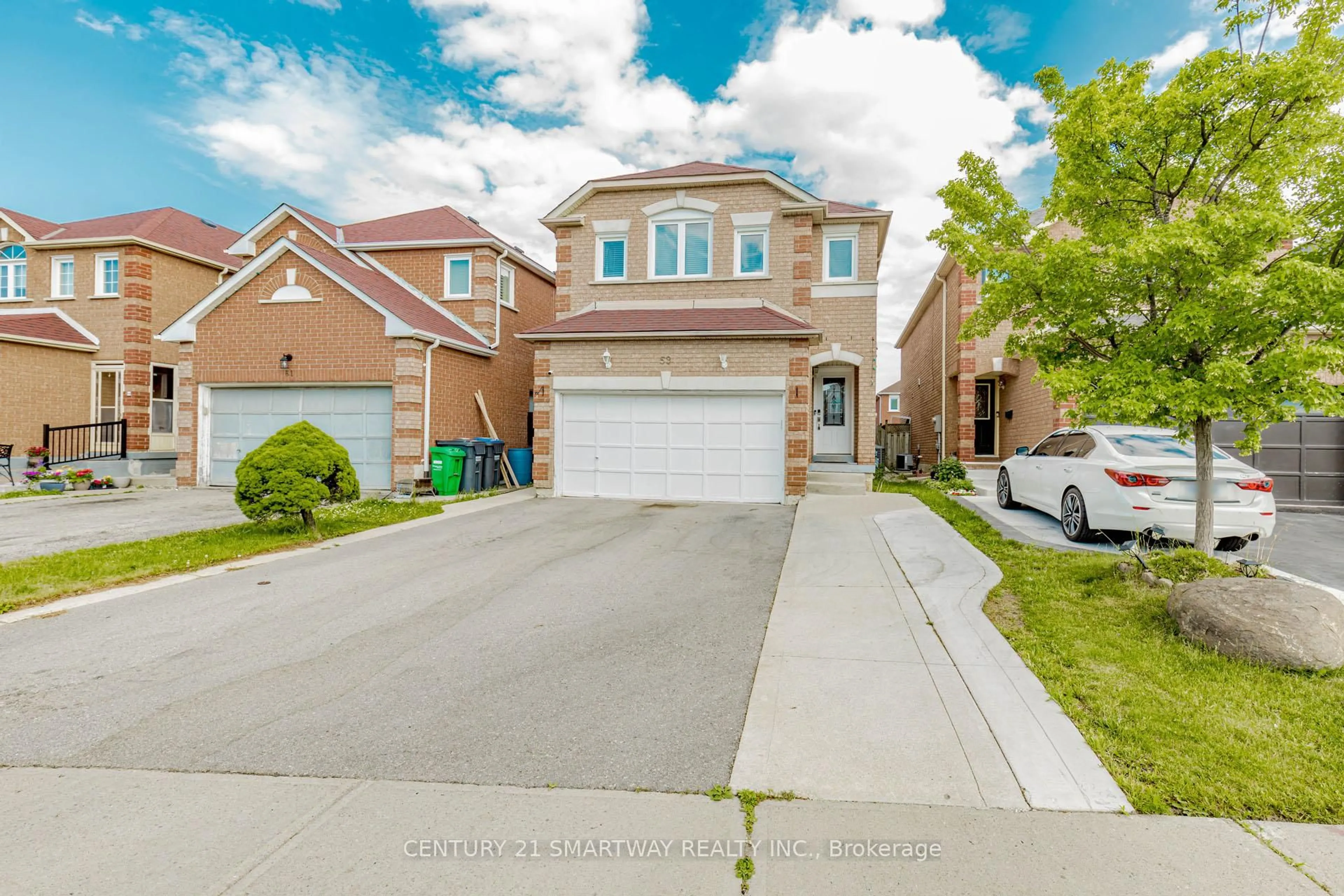 A pic from outside/outdoor area/front of a property/back of a property/a pic from drone, street for 59 Arthurs Cres, Brampton Ontario L6Y 4Y2