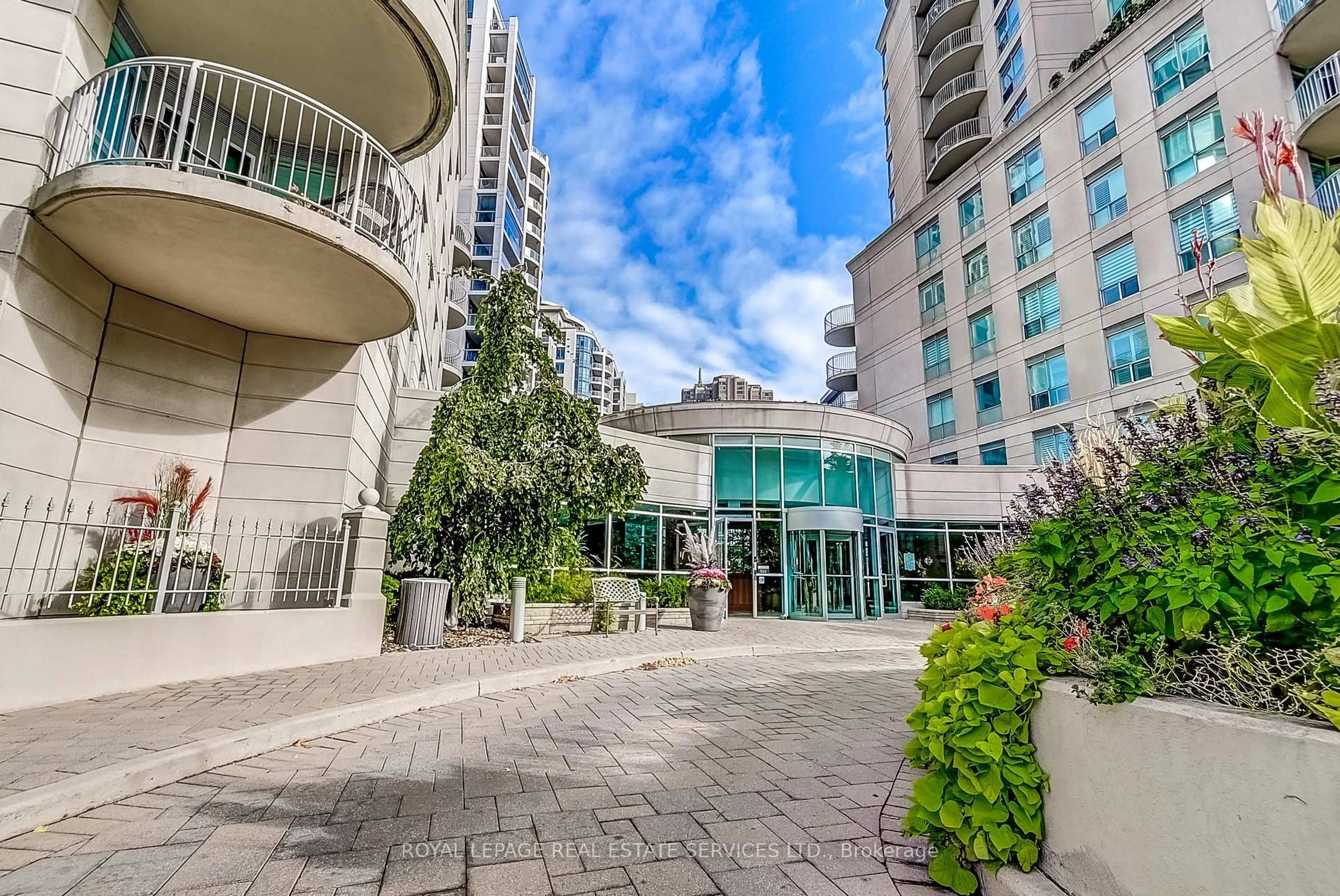 Patio, unknown for 2111 Lake Shore Blvd #1620, Toronto Ontario M8V 4B2