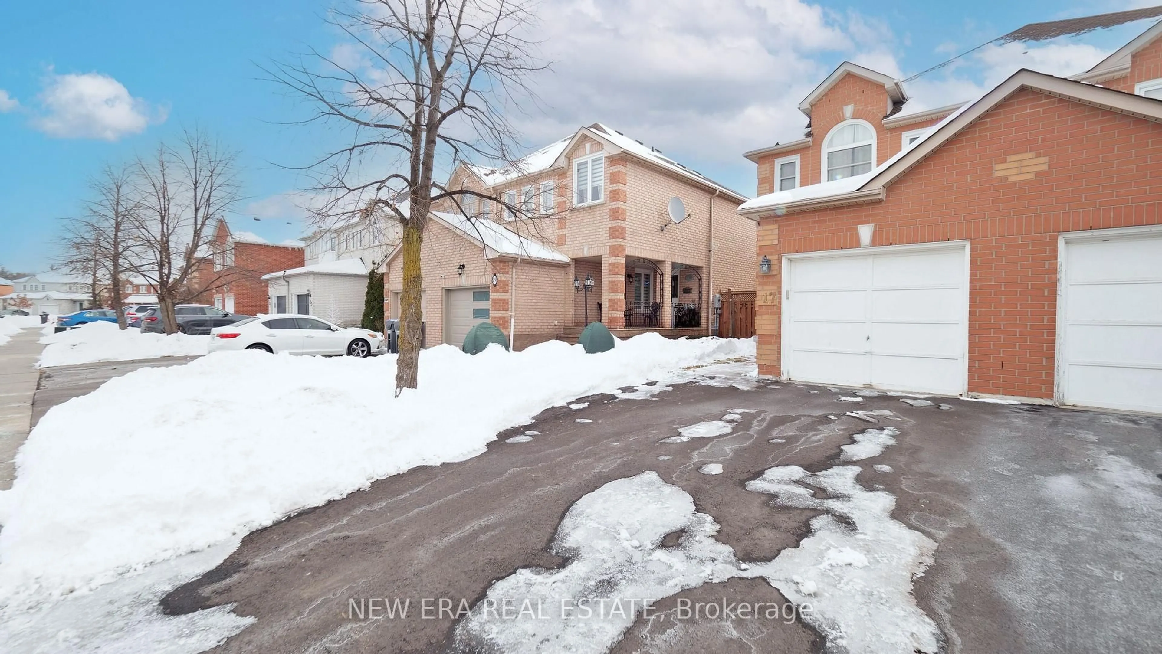 Unknown for 17 Caruso Dr, Brampton Ontario L6Y 5B1