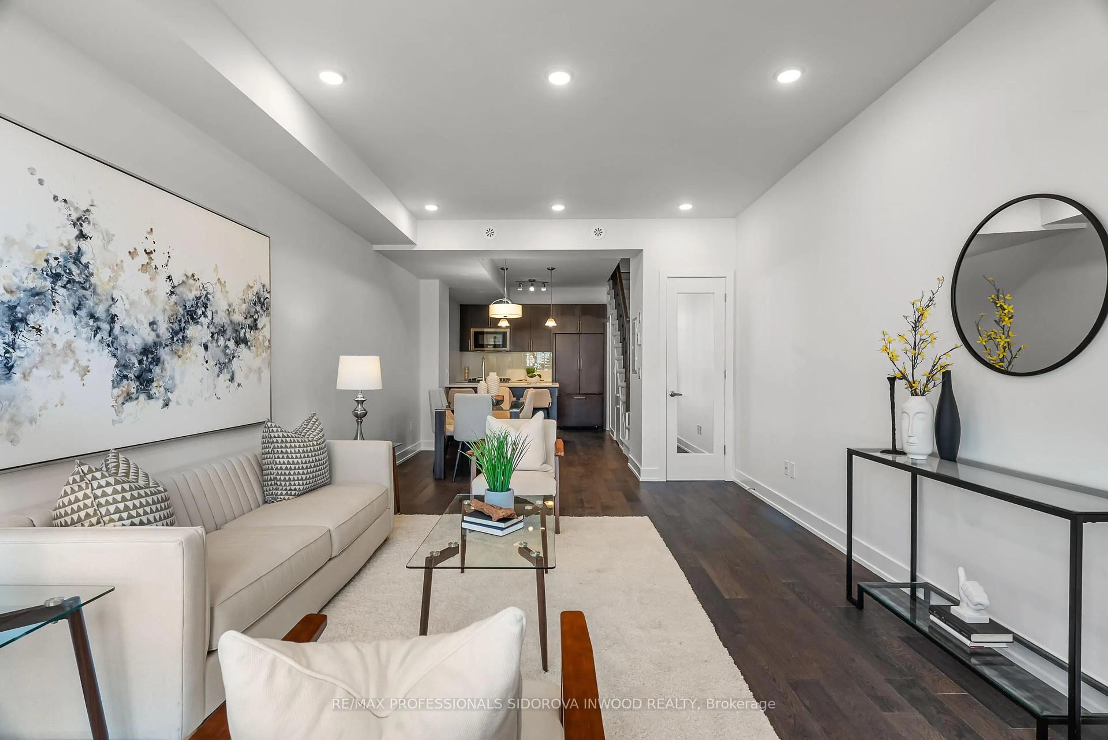 Unknown for 26 Ernest Ave #3, Toronto Ontario M6P 0B8