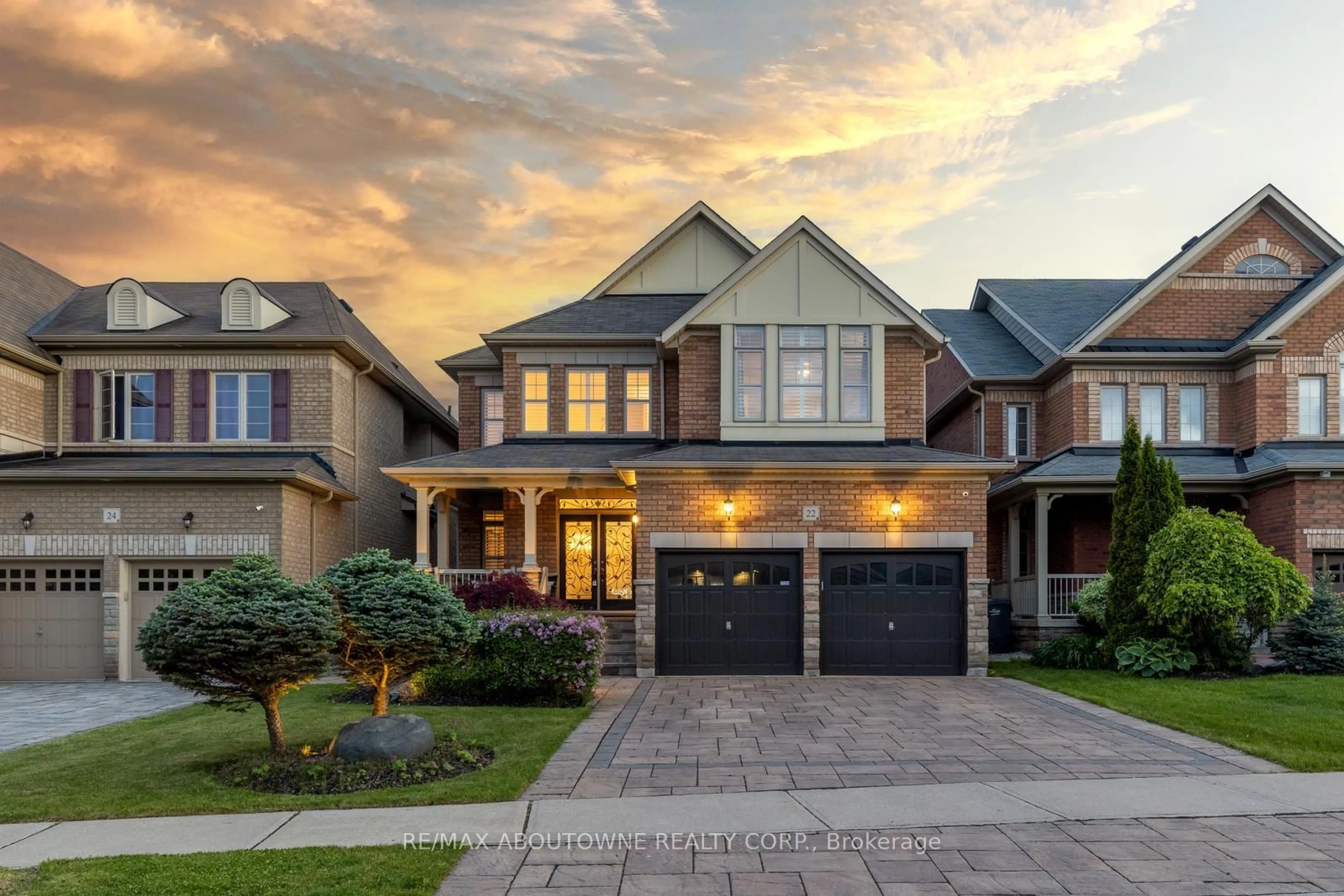 Home with brick exterior material, street for 22 Interlacken Dr, Brampton Ontario L6X 0W7