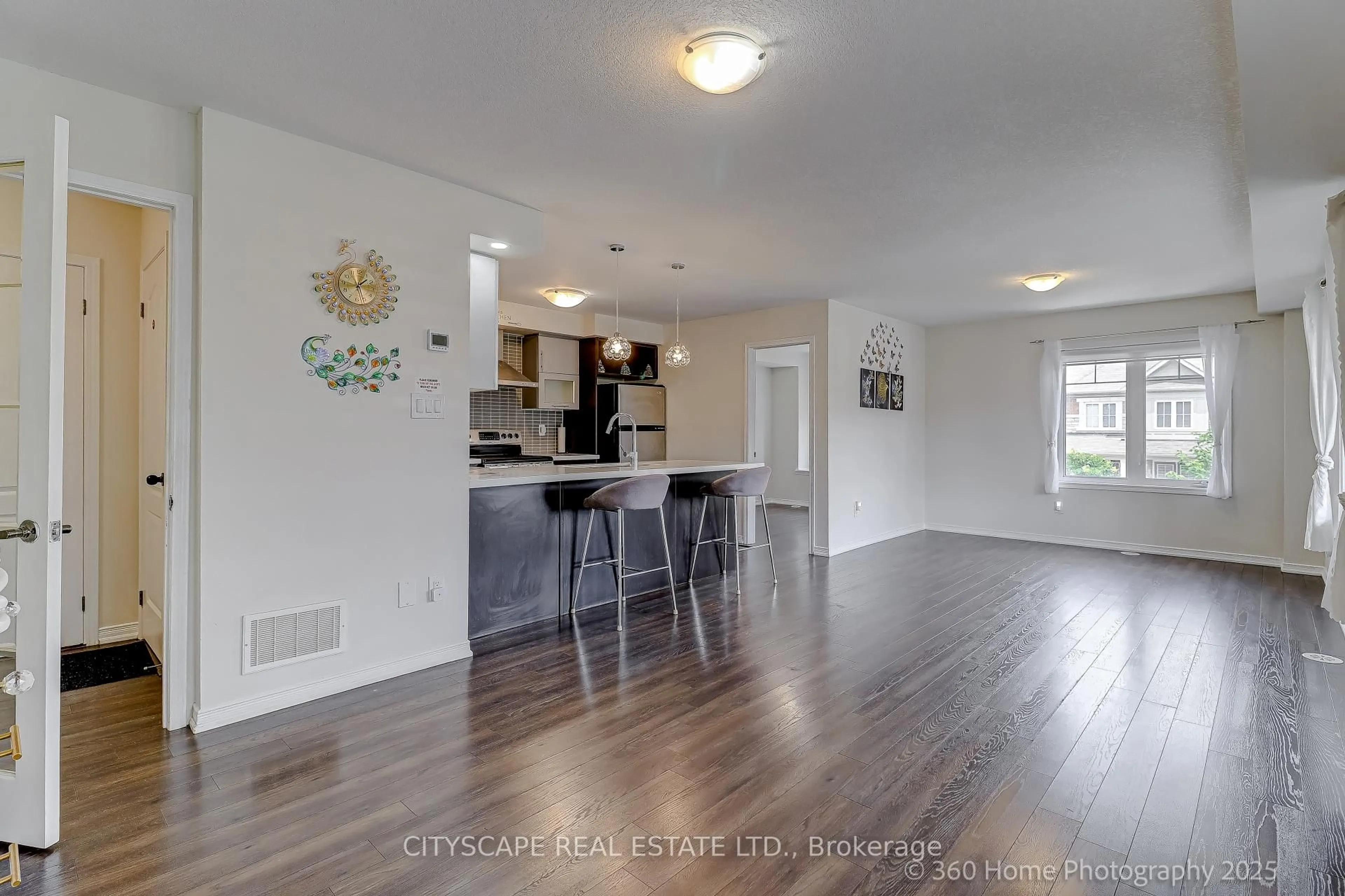 Open concept kitchen, unknown for 49 Golden Springs Dr, Brampton Ontario L7A 4N7