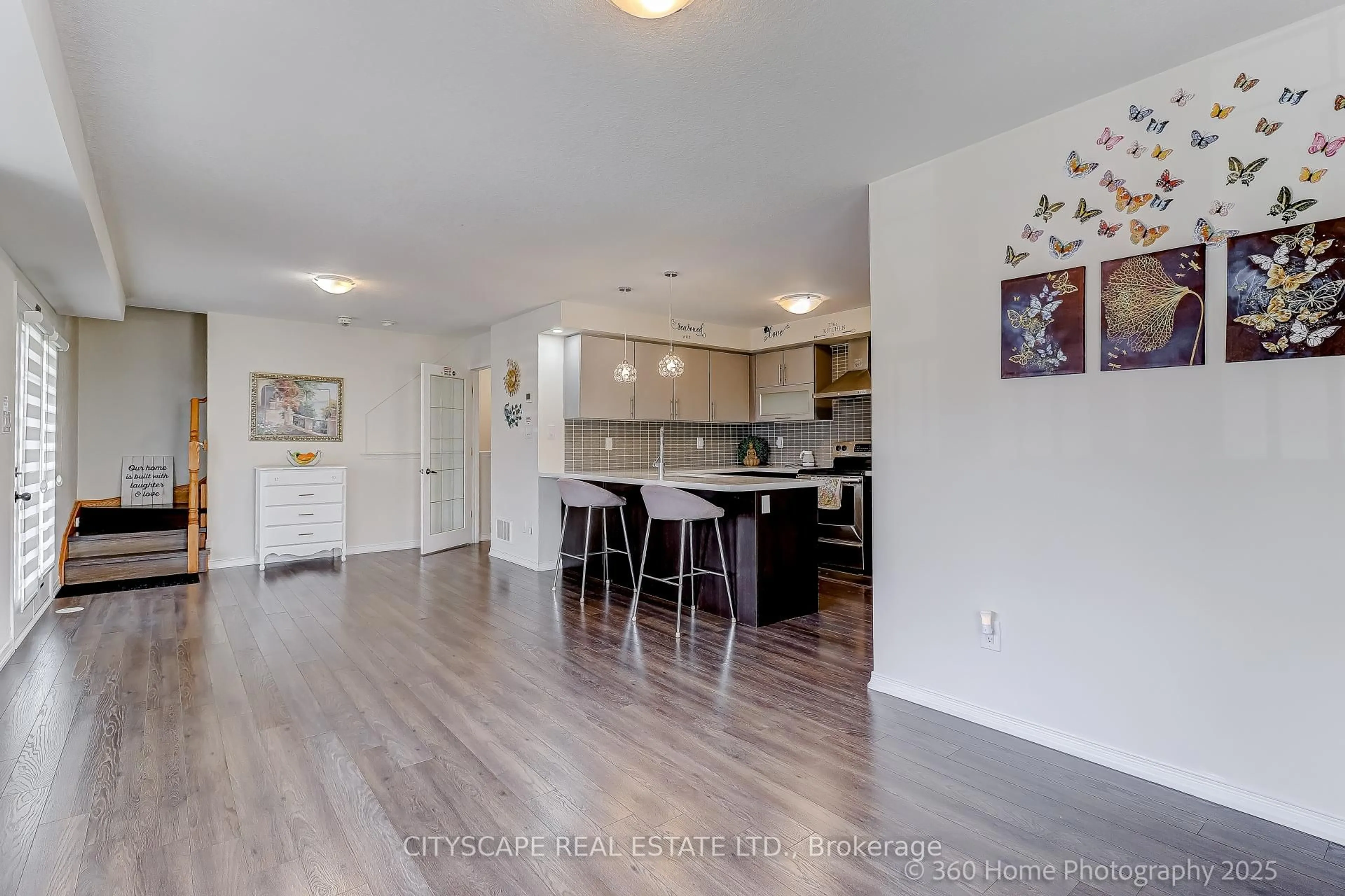 Open concept kitchen, unknown for 49 Golden Springs Dr, Brampton Ontario L7A 4N7