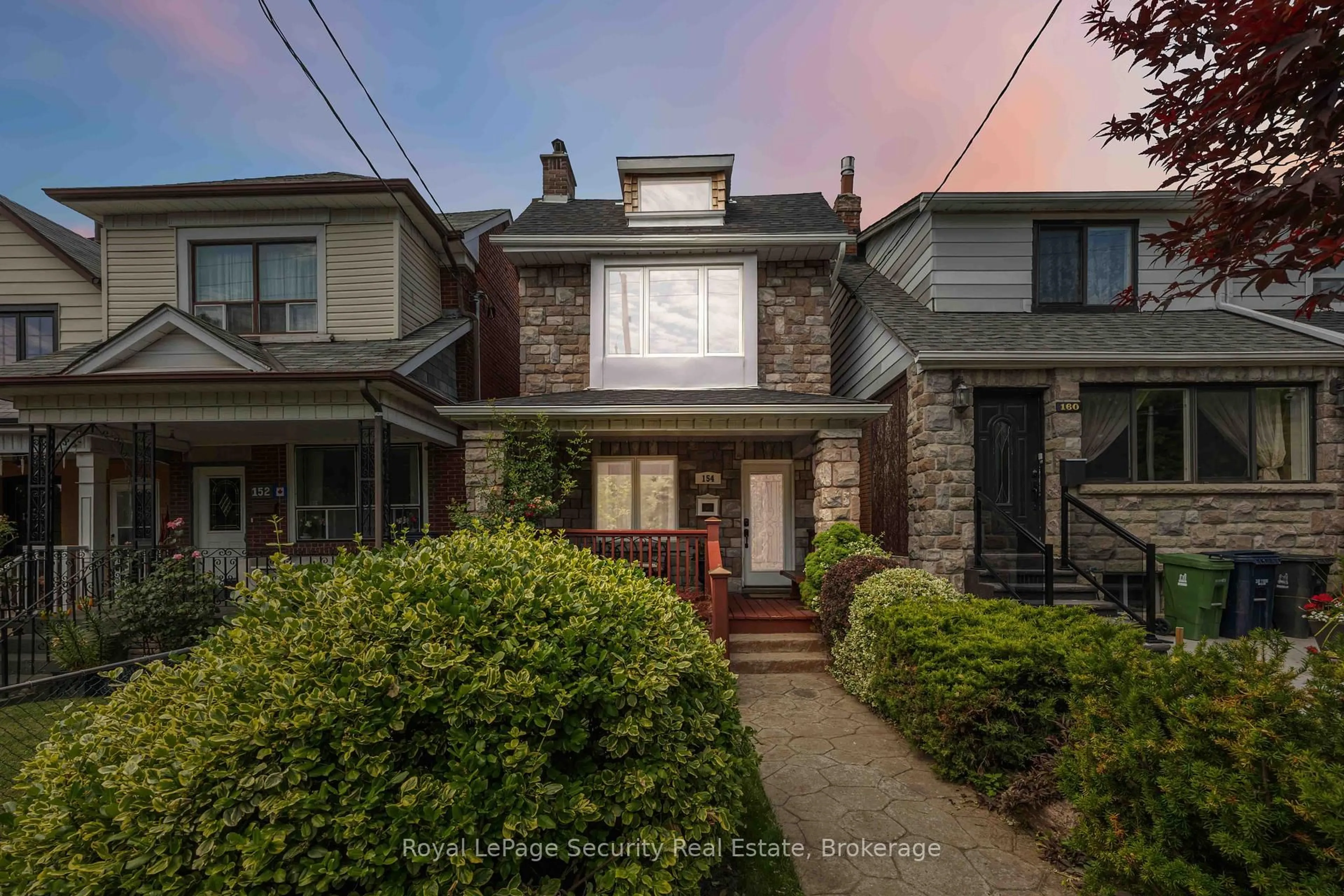 Unknown for 154 Caledonia Rd, Toronto Ontario M6E 4S7