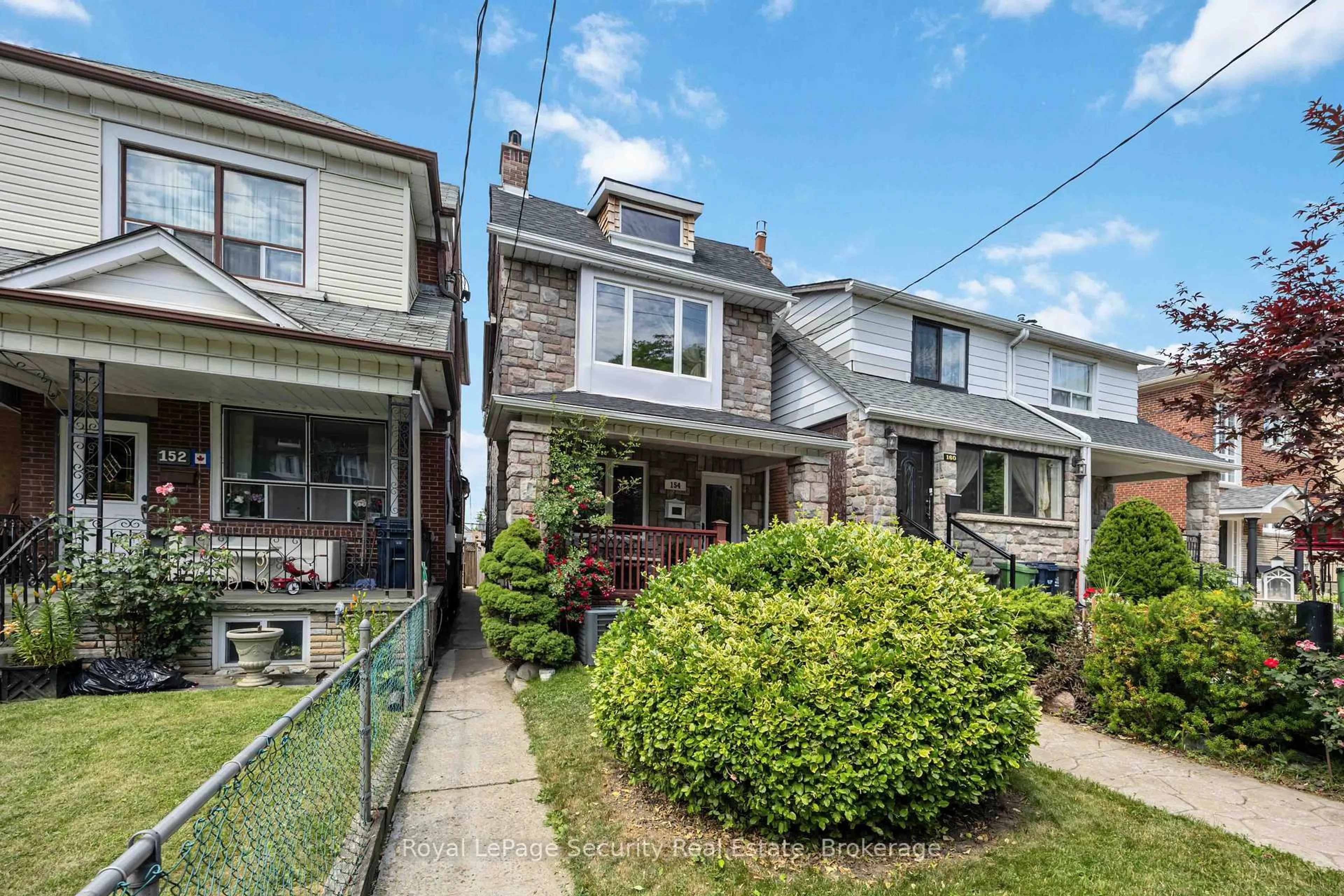 Unknown for 154 Caledonia Rd, Toronto Ontario M6E 4S7