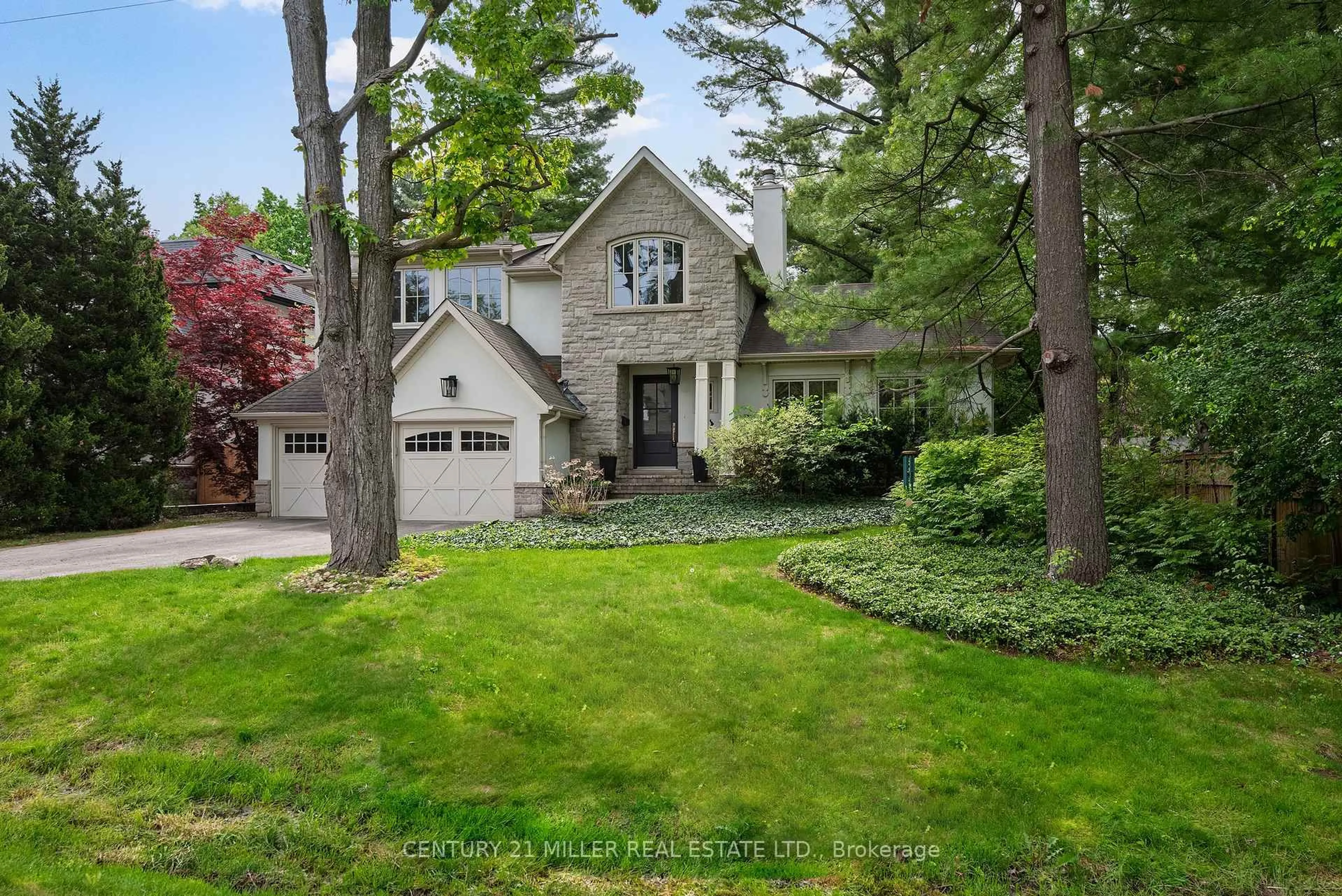 Home with brick exterior material, street for 1310 Duncan Rd, Oakville Ontario L6J 2P8