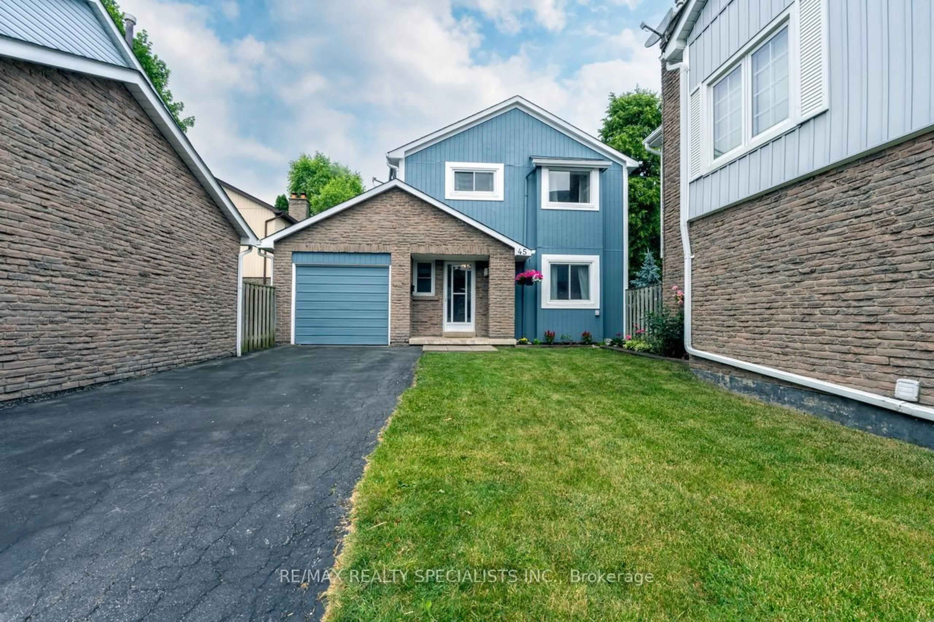 Unknown for 45 Neuchatel Pl #45, Mississauga Ontario L5N 6A7
