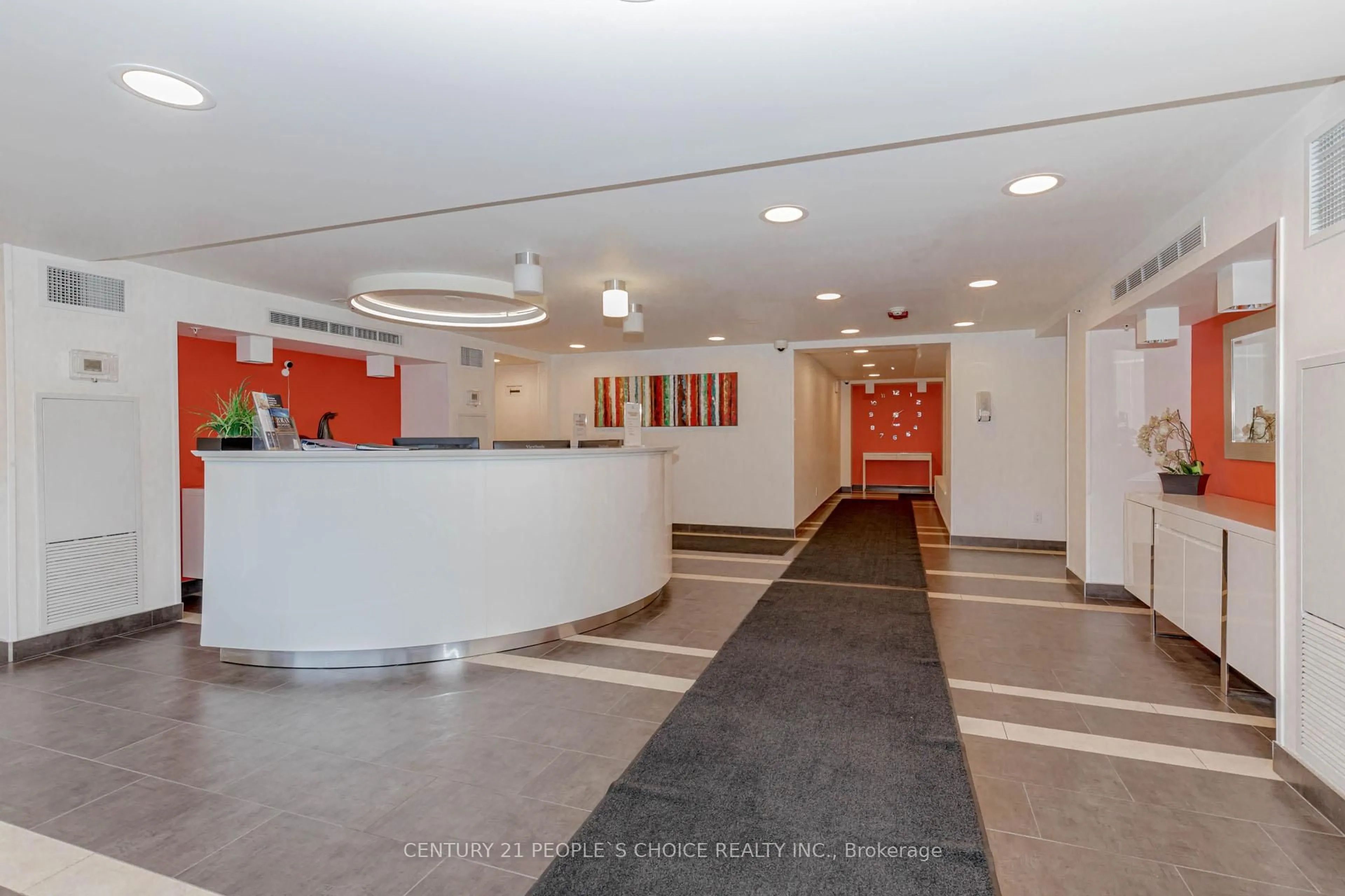 Indoor foyer for 15 James Finlay Way #628, Toronto Ontario M3M 0B3