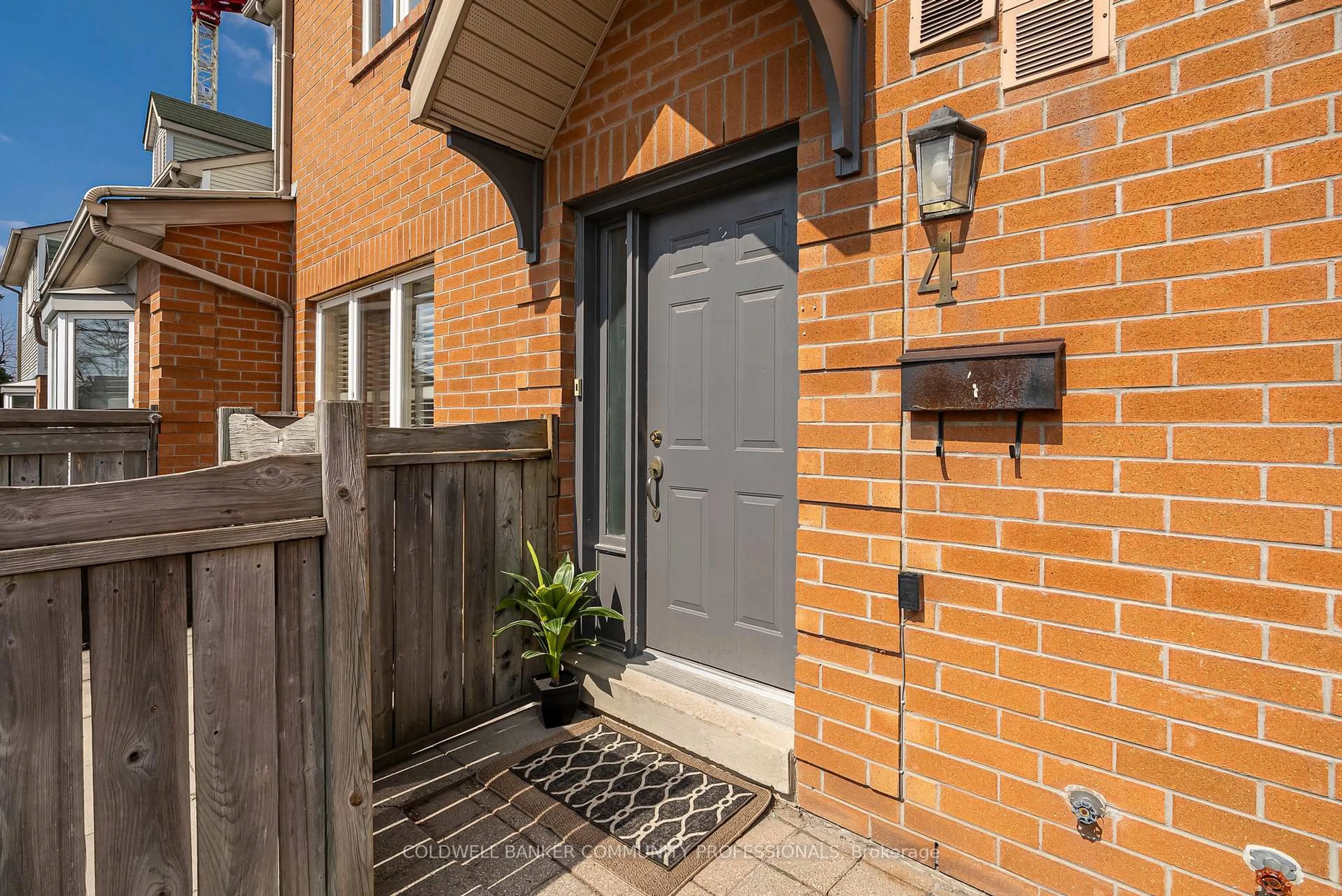 Home with brick exterior material, street for 1241 Parkwest Pl #4, Mississauga Ontario L5E 3J3