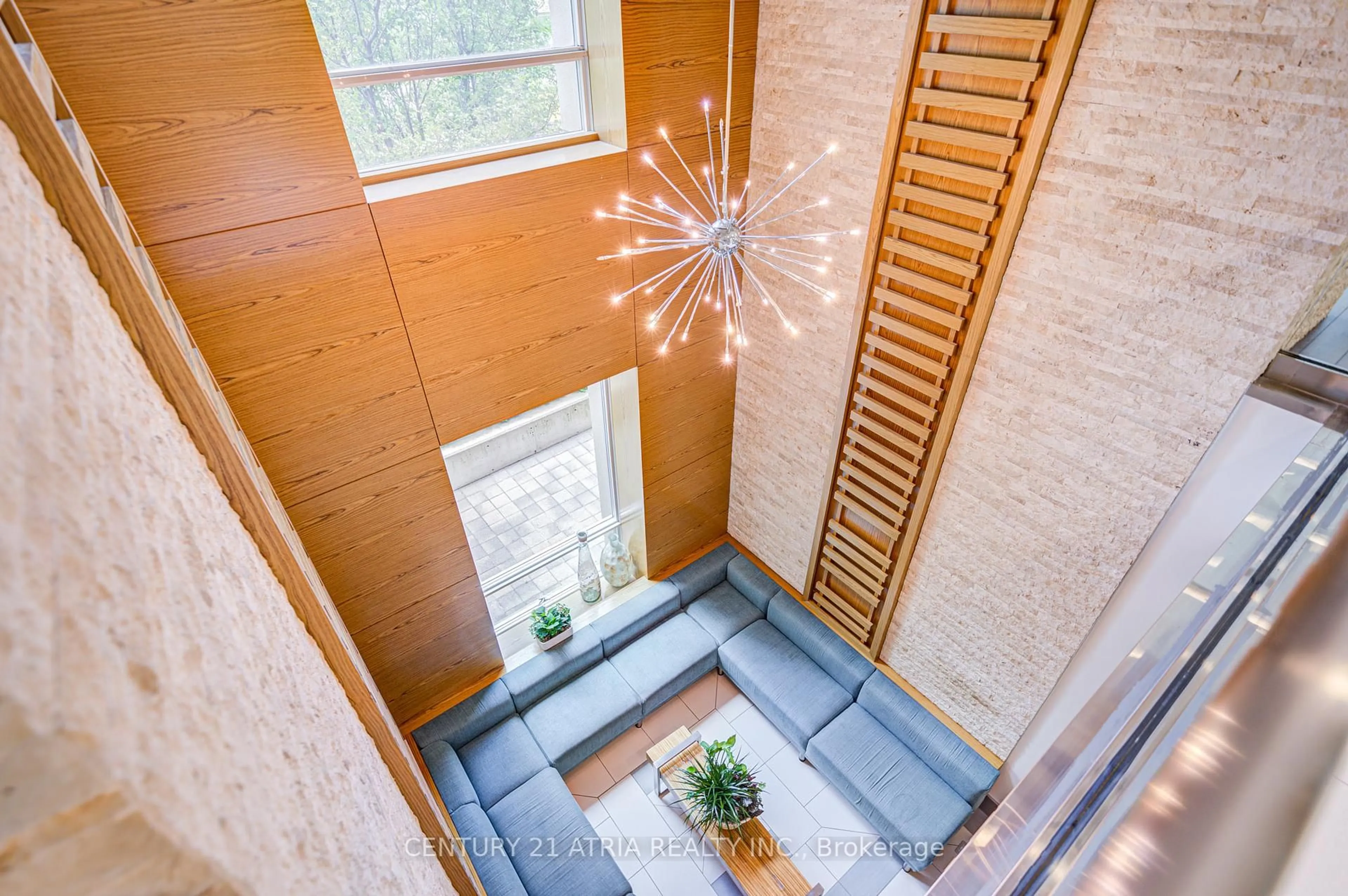Indoor foyer for 155 Legion Rd #1312, Toronto Ontario M8Y 0A7