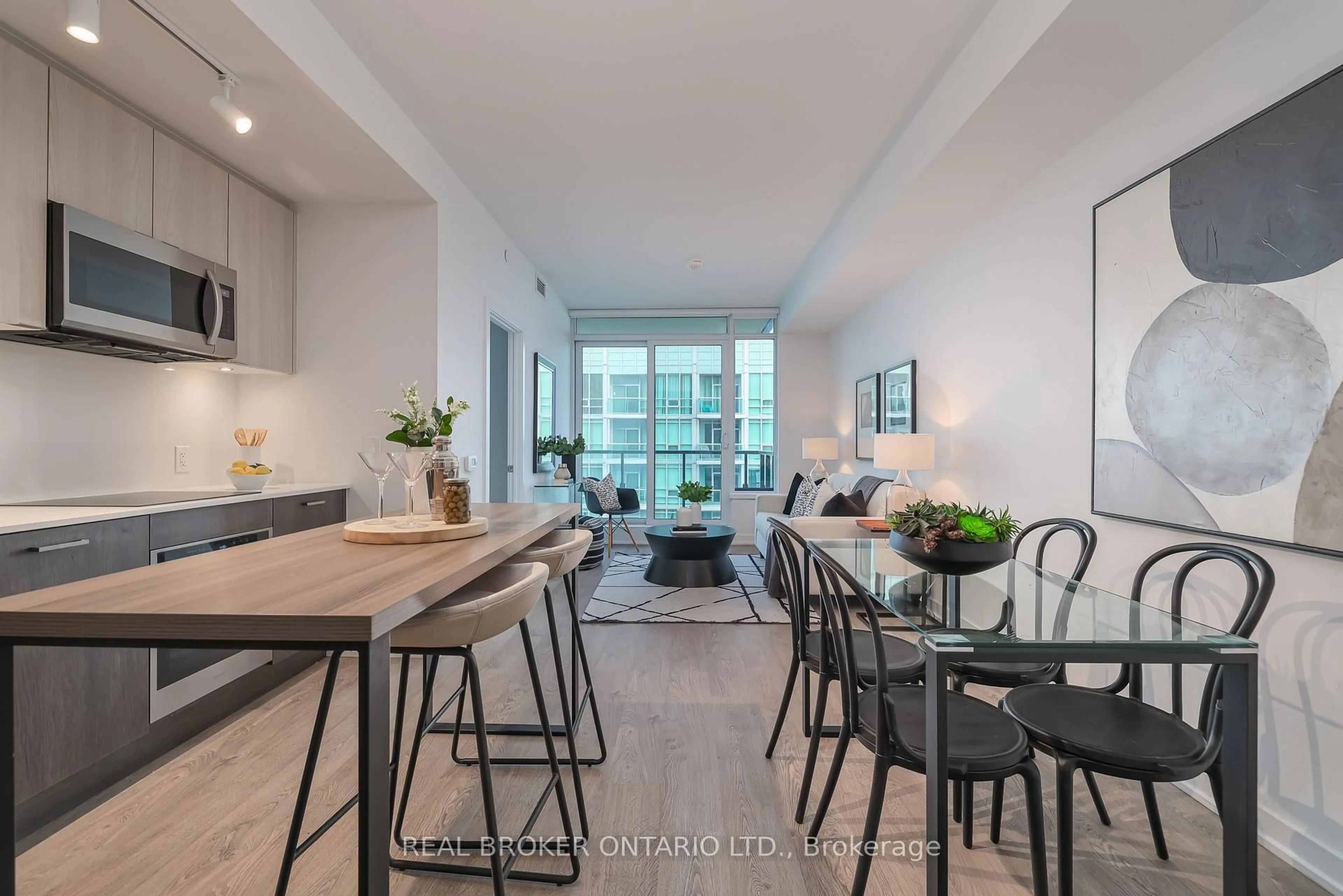 Open concept kitchen, unknown for 1926 Lake Shore Blvd #2006, Toronto Ontario M6S 1A1