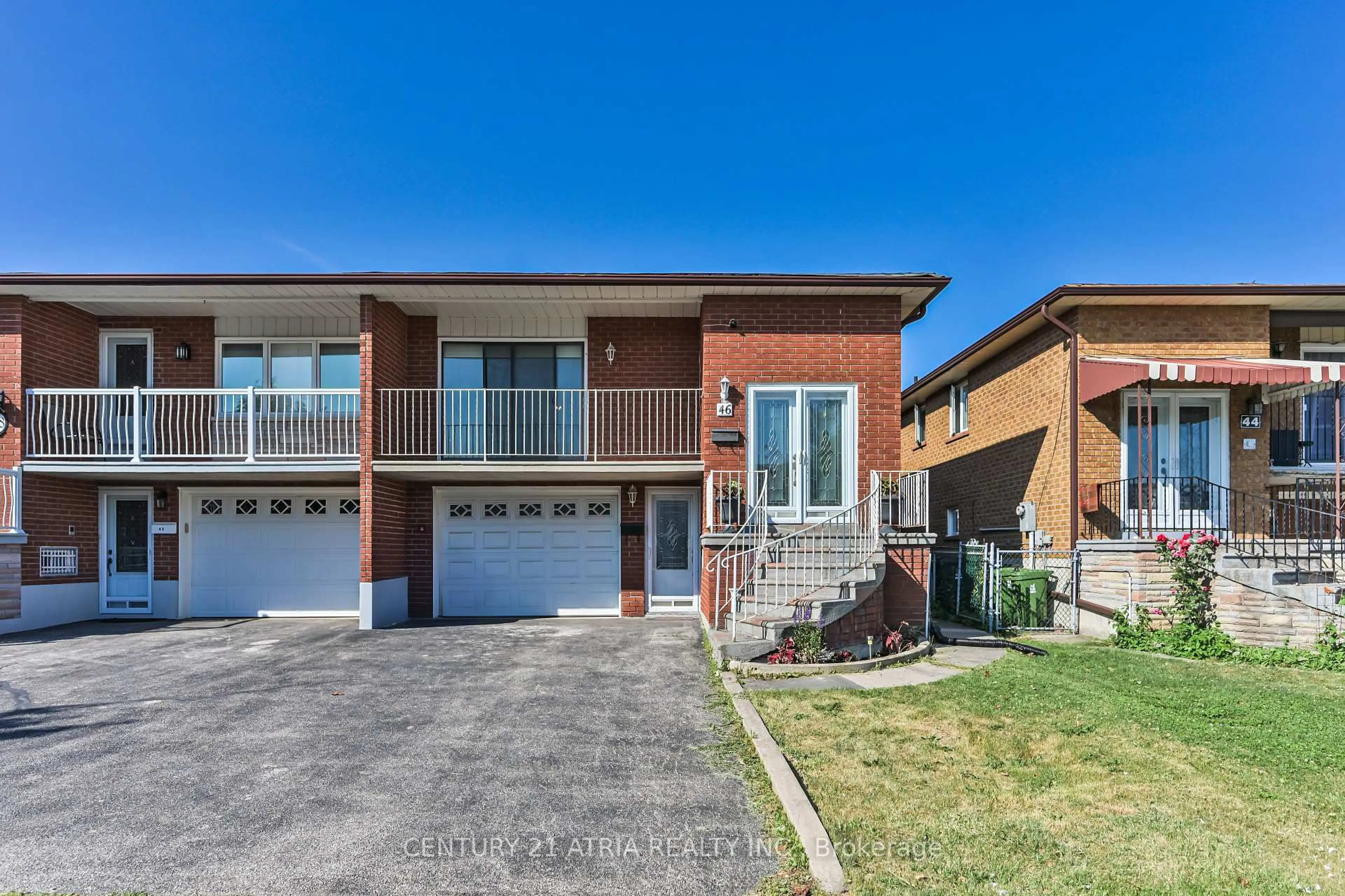 Home with brick exterior material, street for 46 John Lindsay Crt, Toronto Ontario M3L 2K1