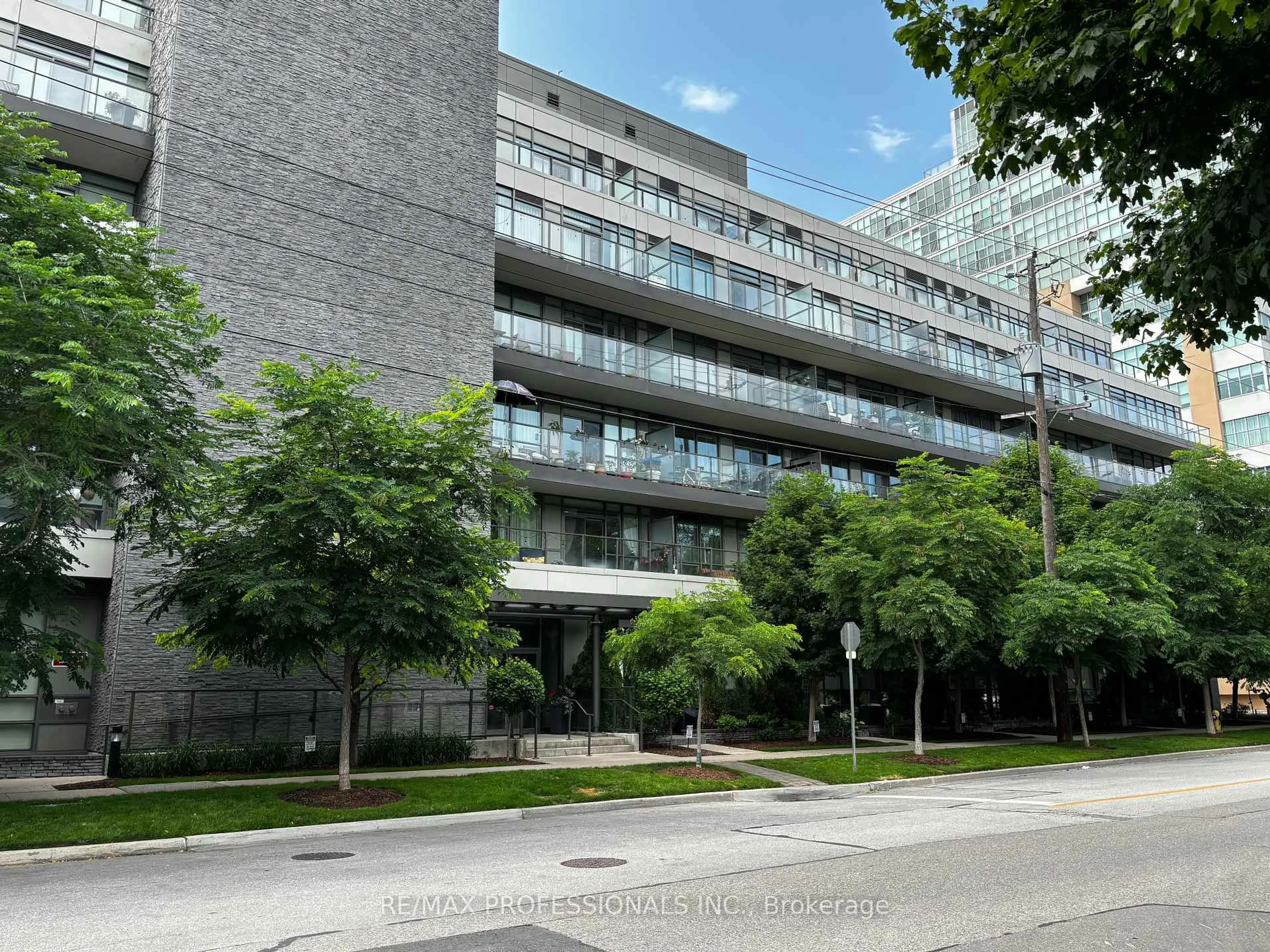 Unknown for 8 Fieldway Rd #303, Toronto Ontario M8Z 0C3