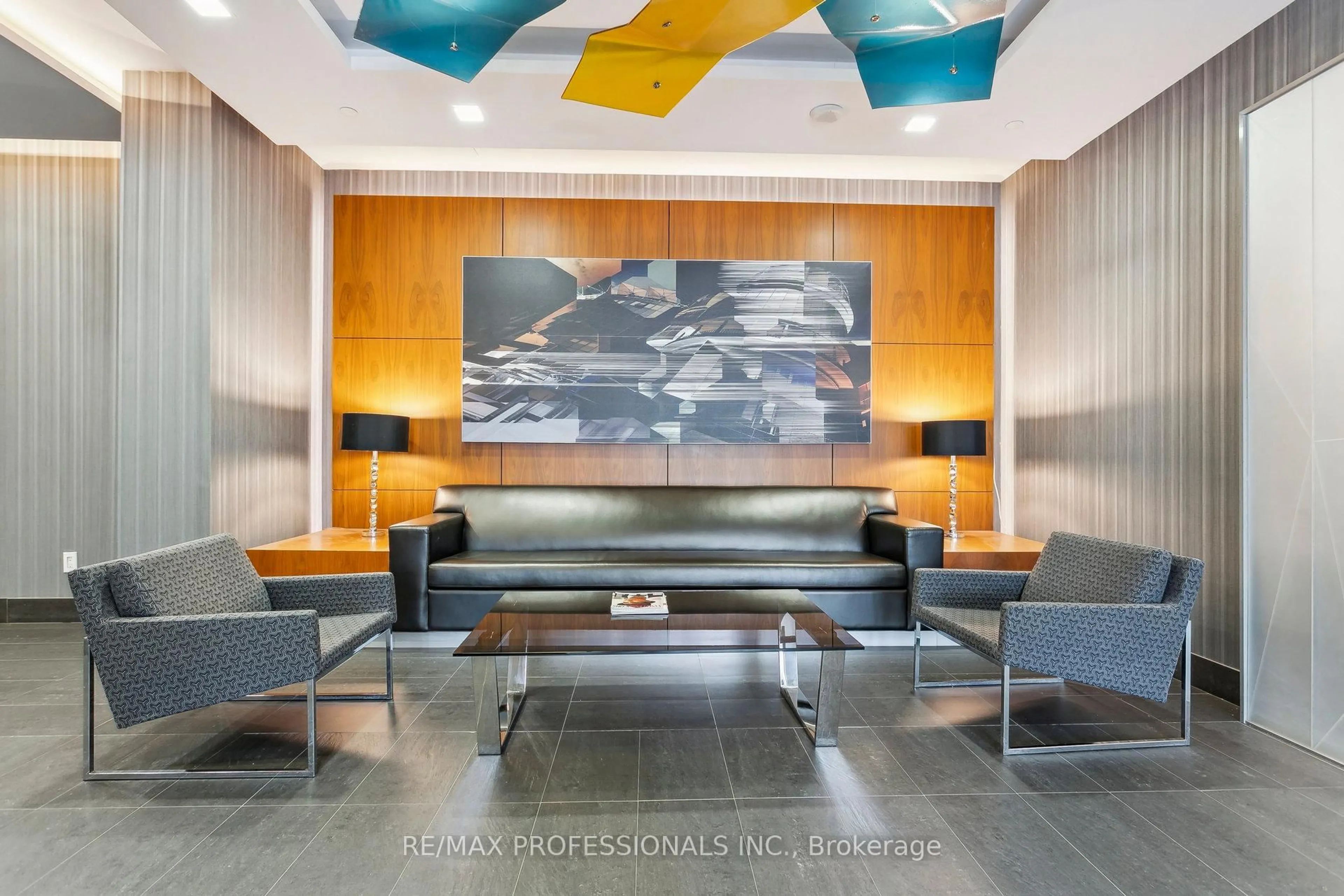 Lobby for 8 Fieldway Rd #303, Toronto Ontario M8Z 0C3