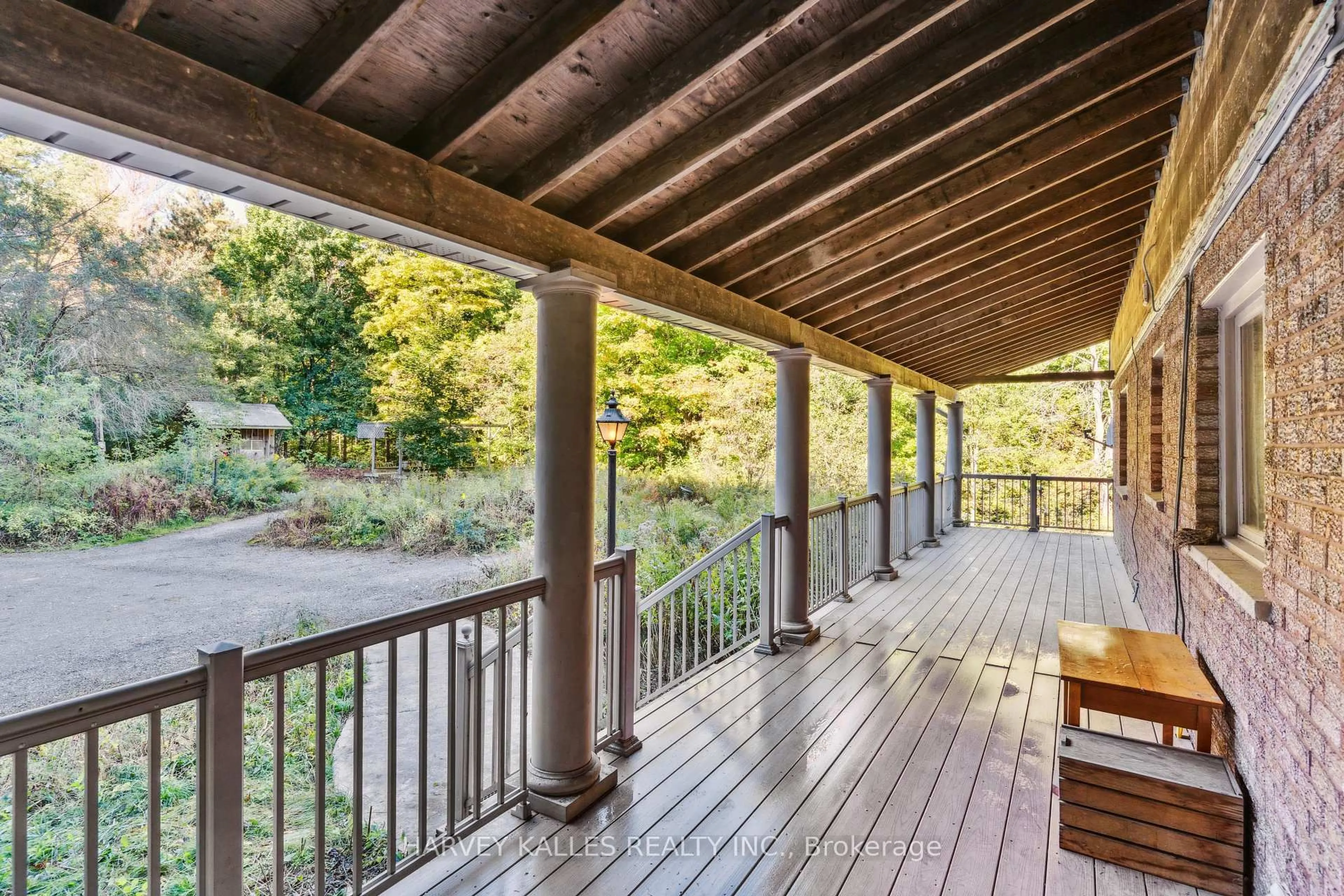 Patio, unknown for 16771 Albion Tr, Caledon Ontario L7E 3R1