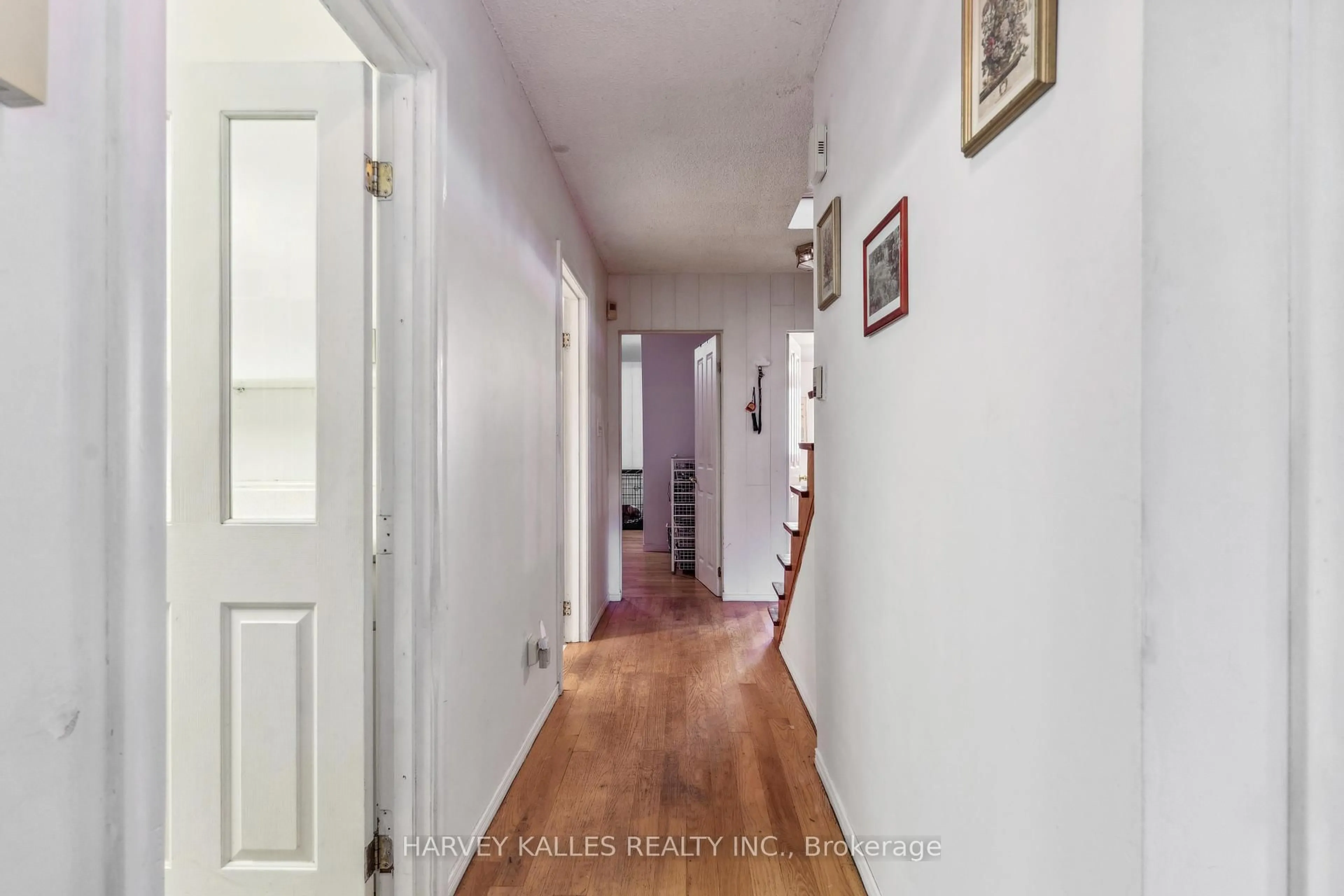 Indoor entryway for 16771 Albion Tr, Caledon Ontario L7E 3R1