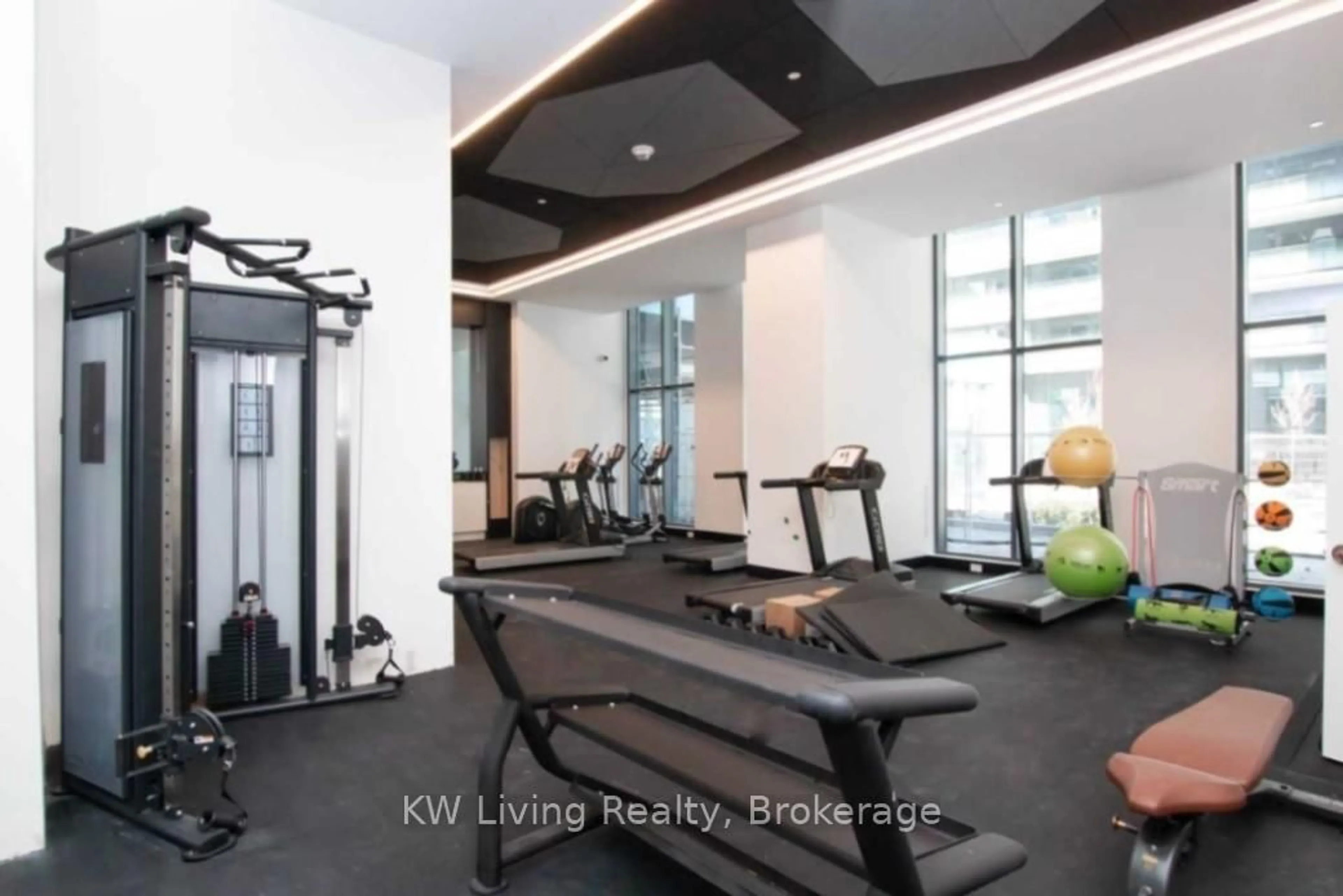 Gym or fitness room for 30 Samuel Wood Way #2009, Toronto Ontario M9B 0C9