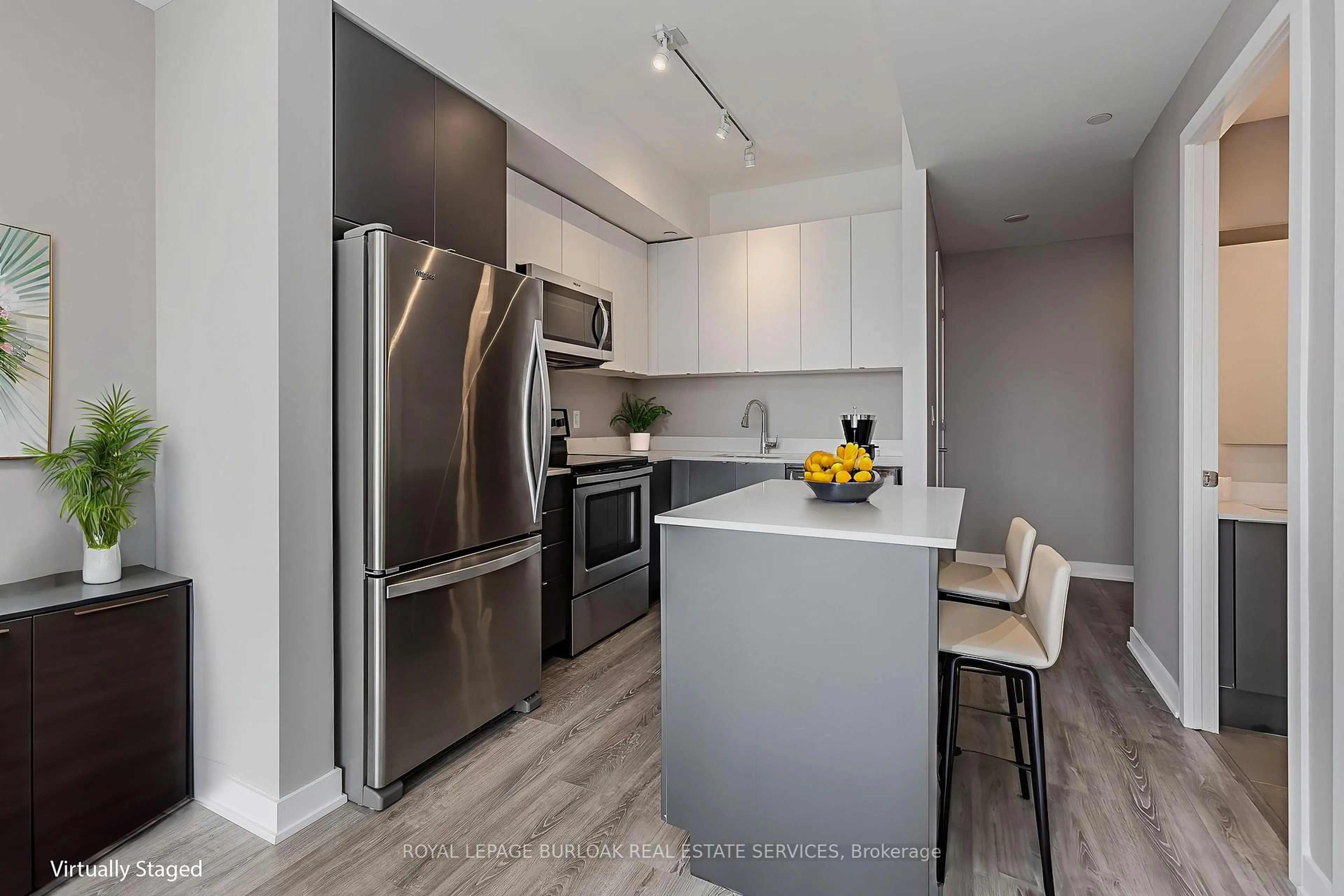 Open concept kitchen, unknown for 5260 Dundas St #C320, Burlington Ontario L7R 0J7